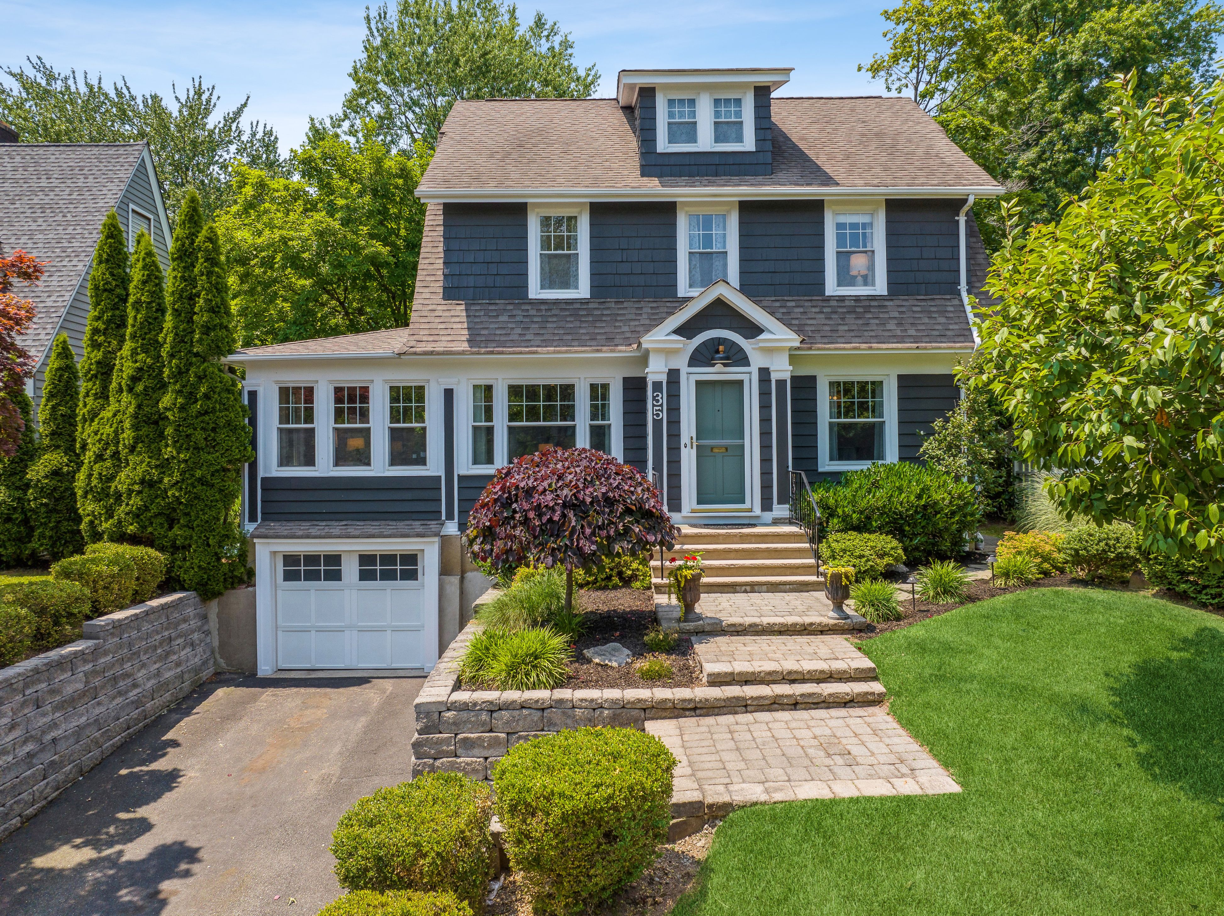 35 Walnut Avenue 