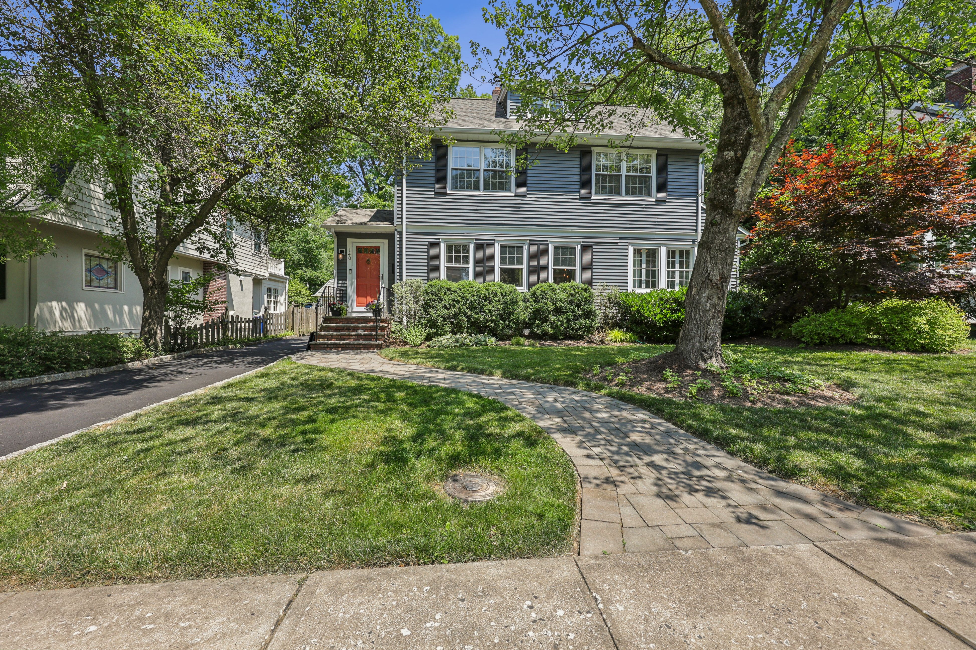 140 Maple Street 
