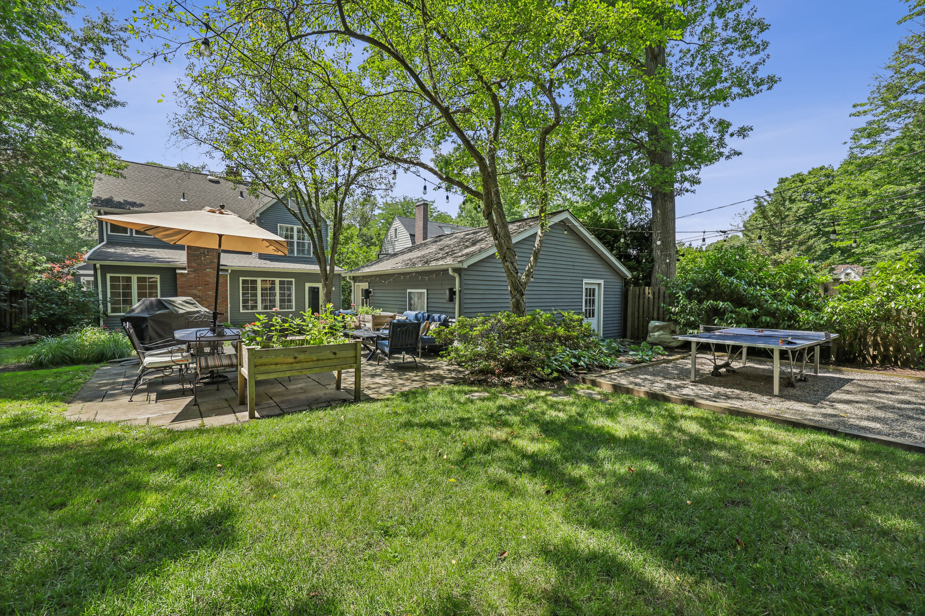 140 Maple Street 