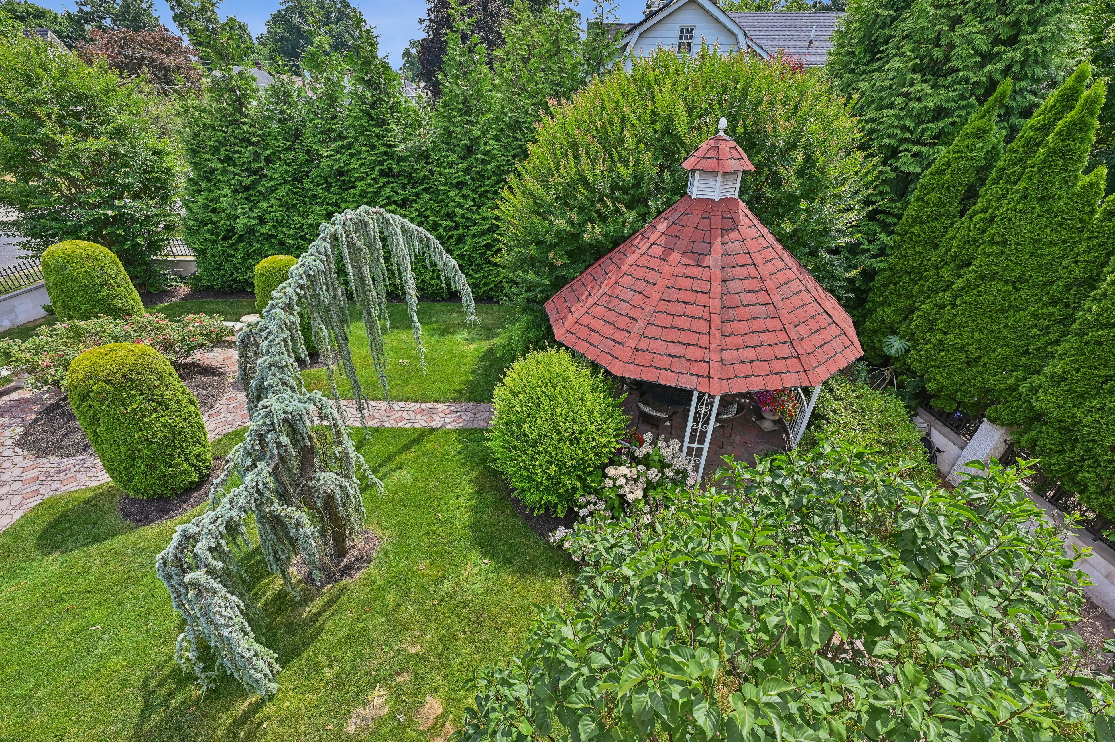 5 Franklin Pl 