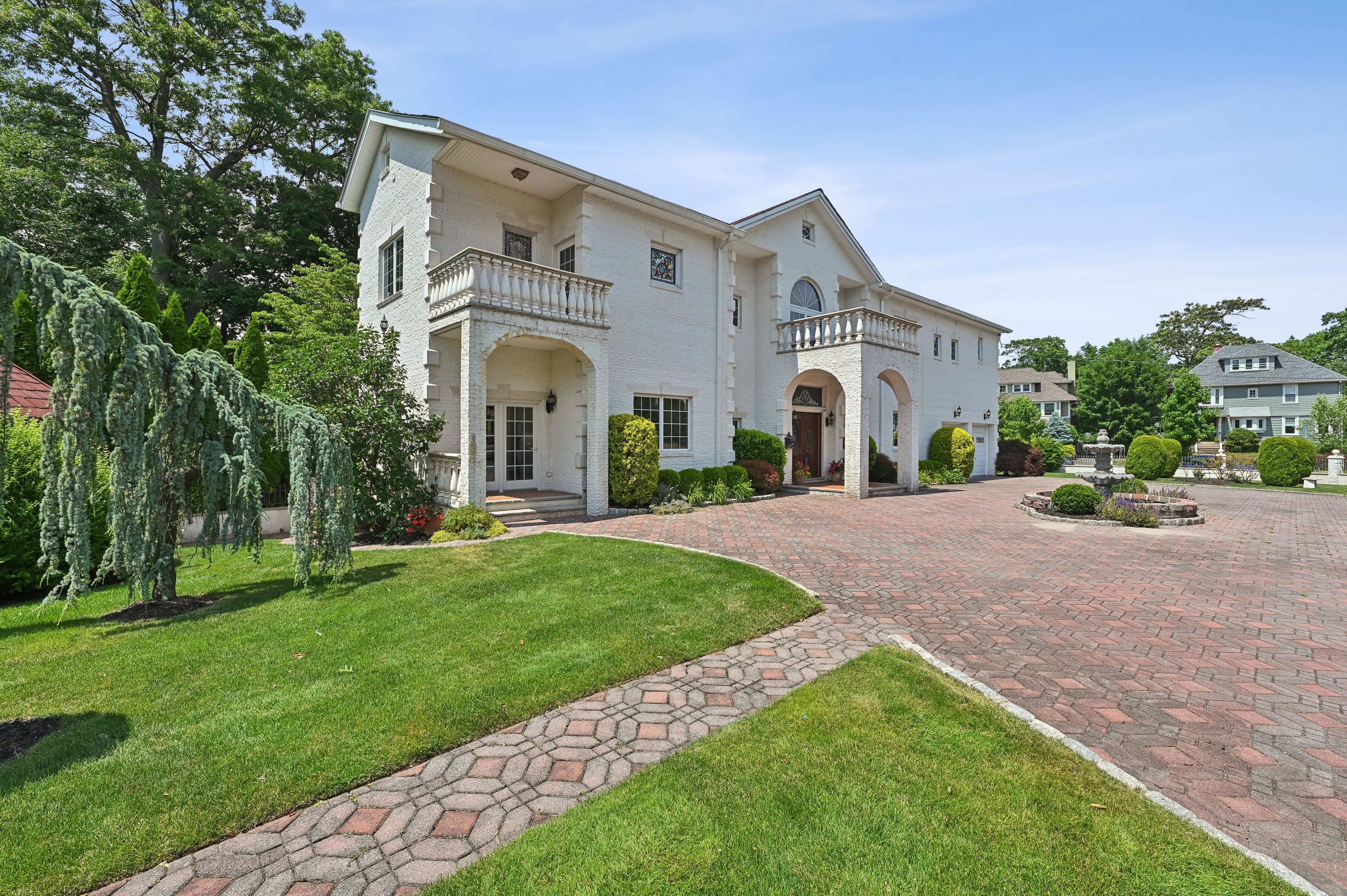 5 Franklin Pl 