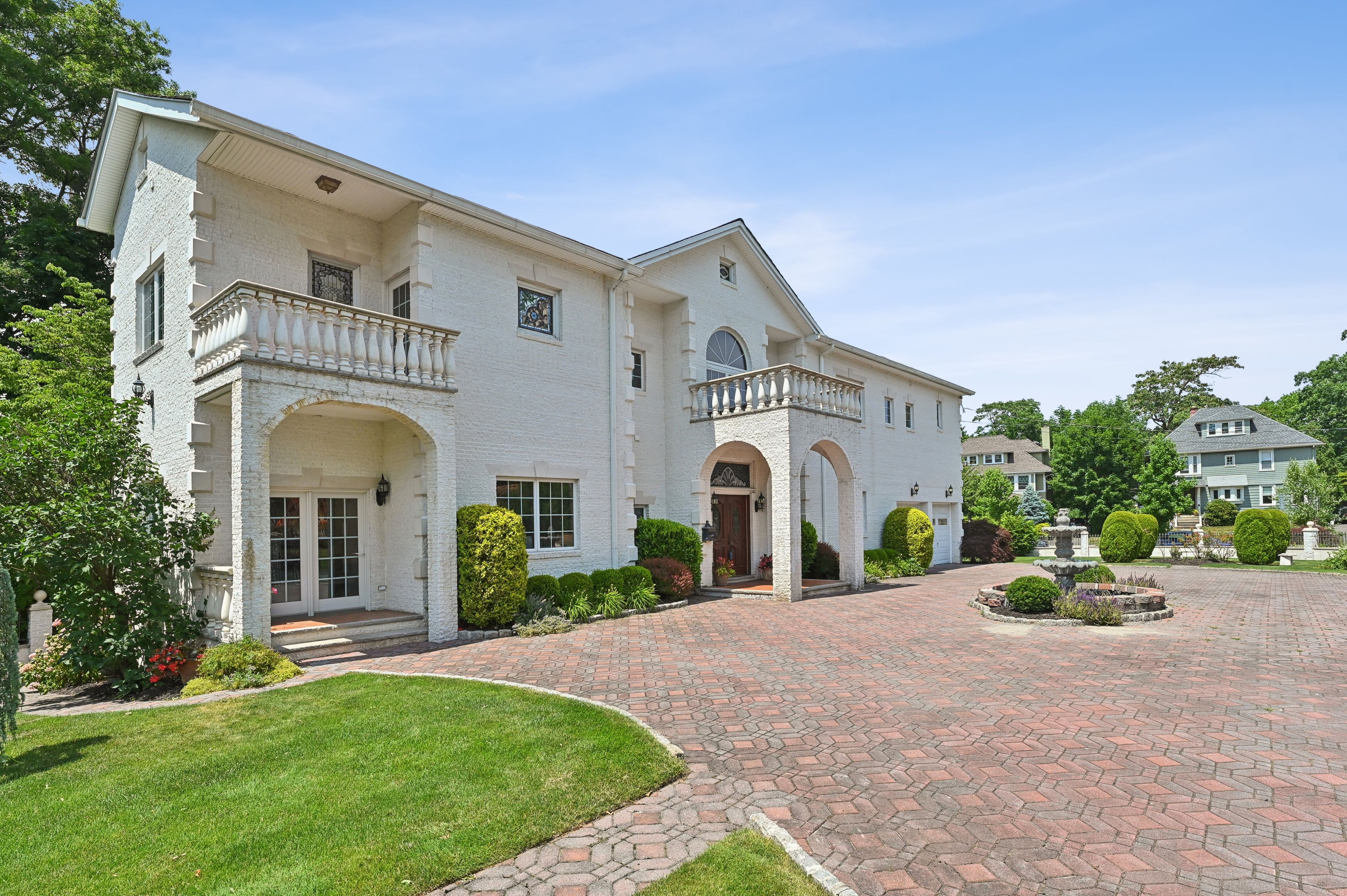 5 Franklin Pl 