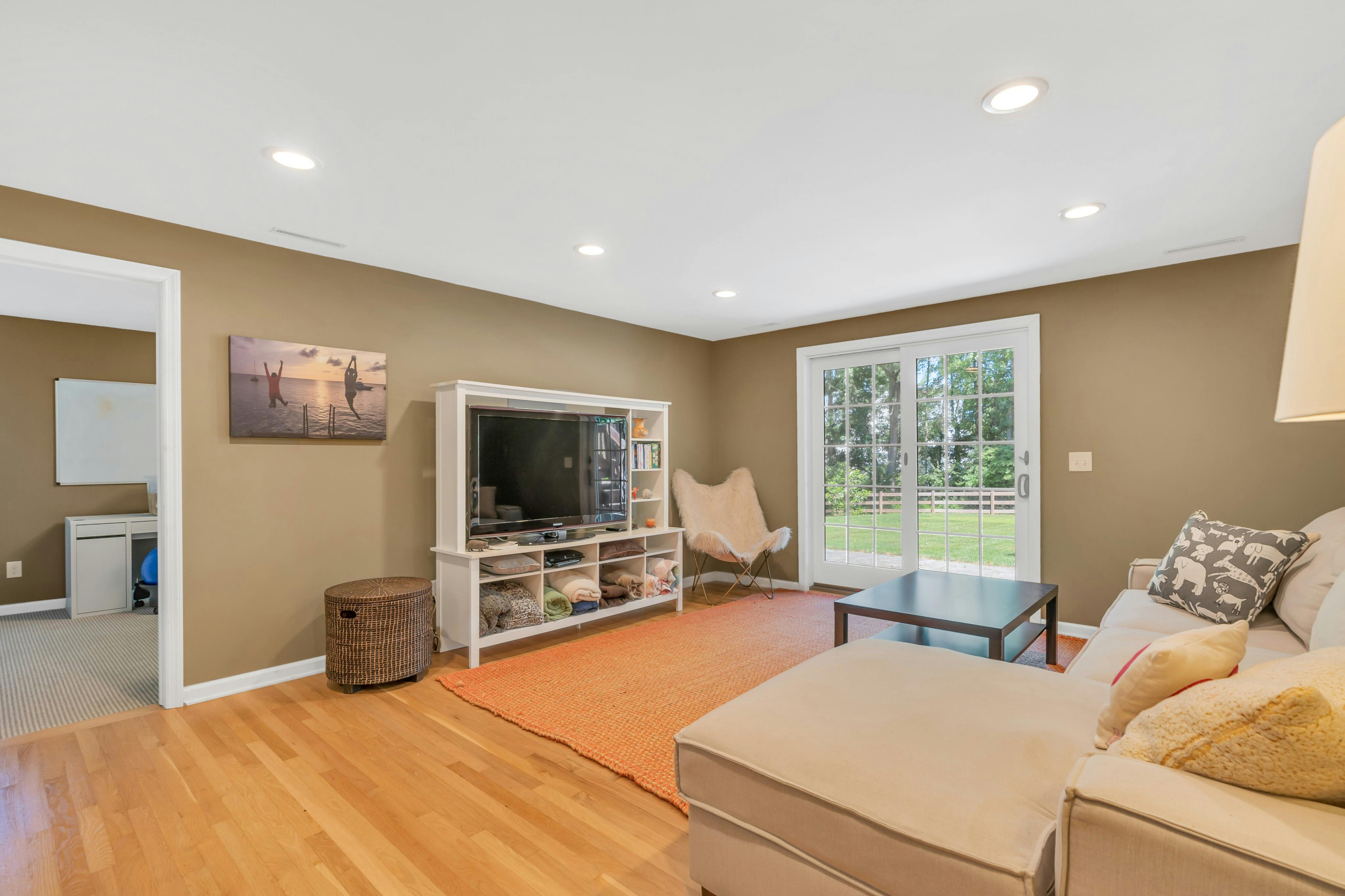6 Highfield Circle 