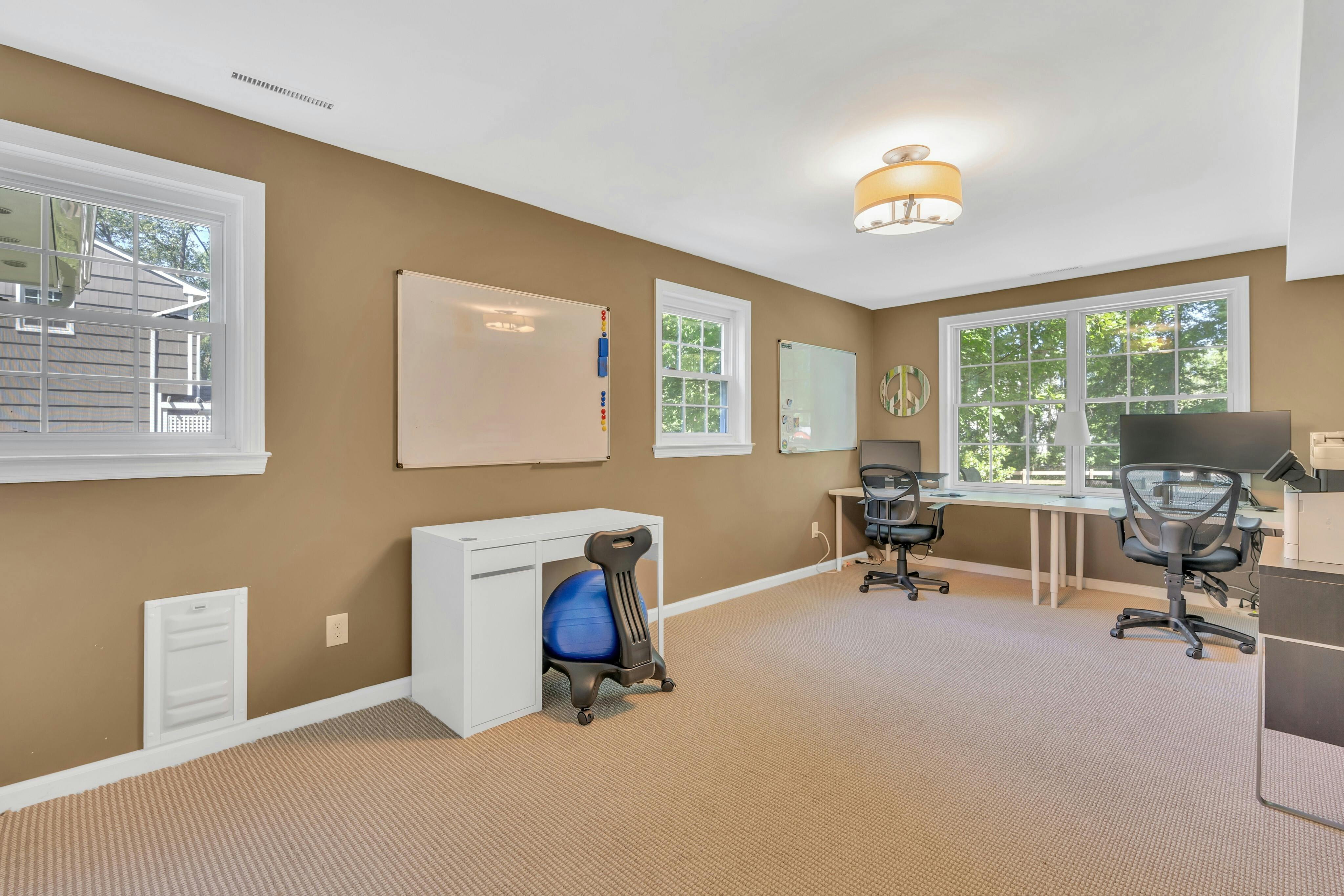 6 Highfield Circle 
