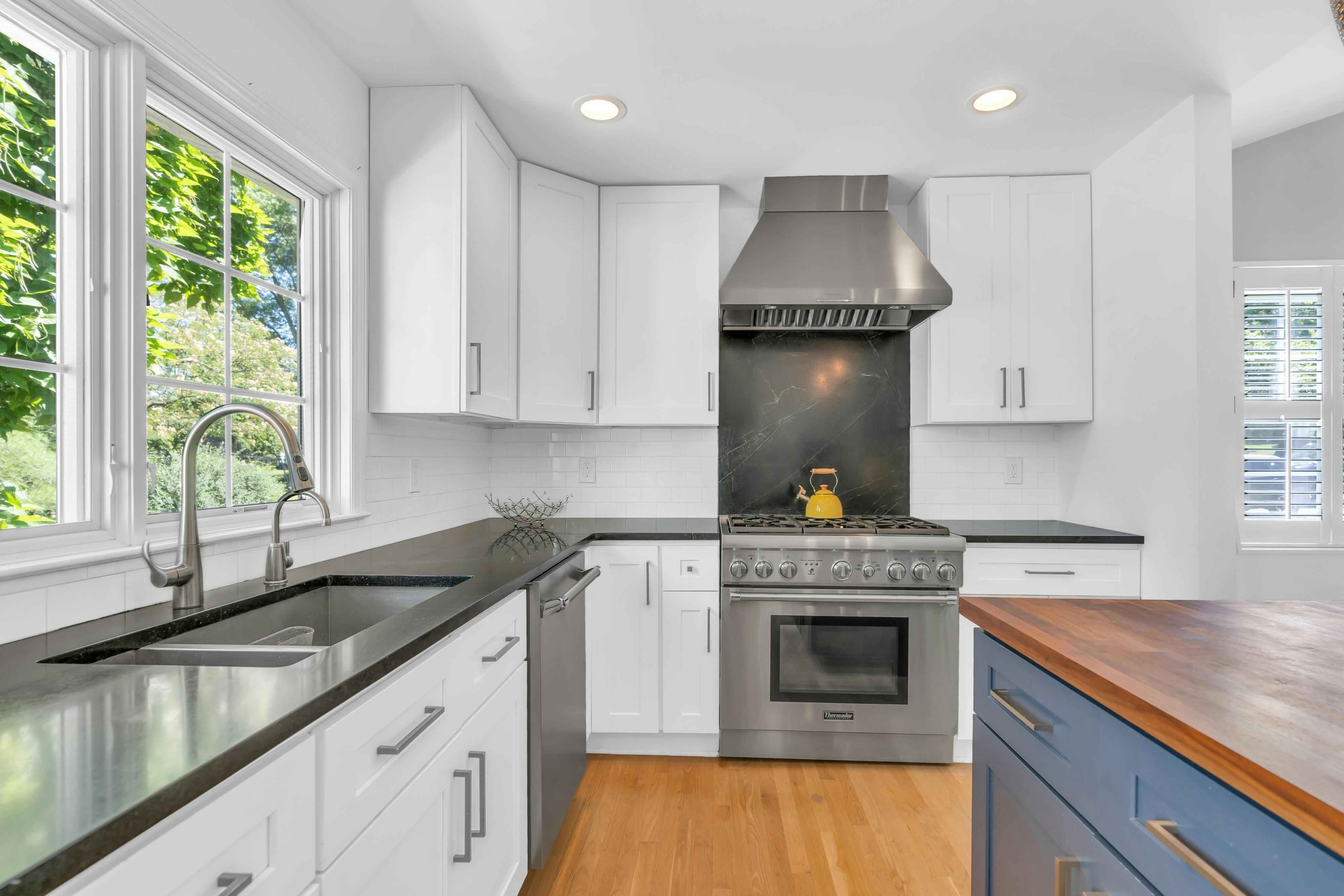6 Highfield Circle 