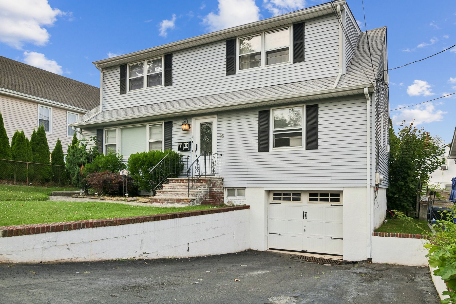 16 Milton Ave 