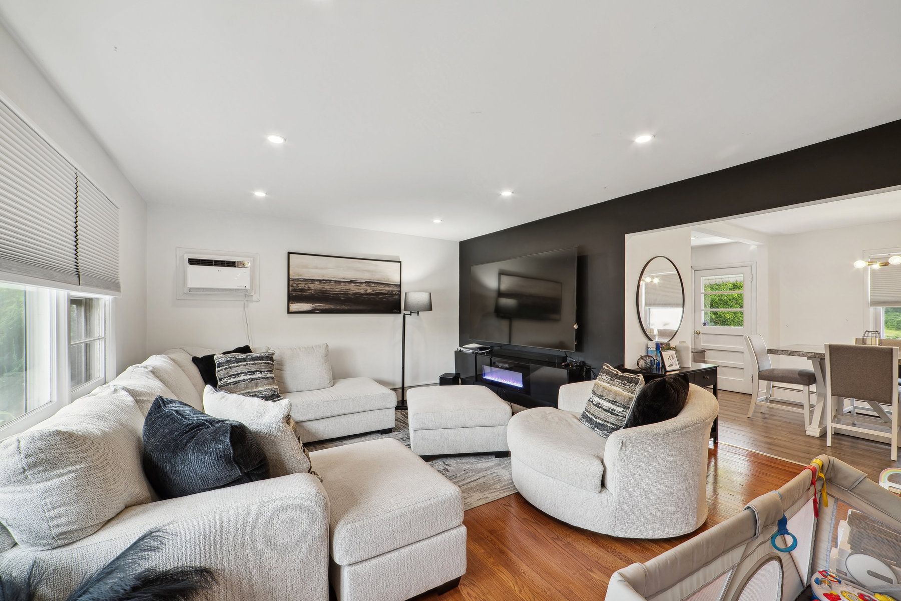 16 Milton Ave 