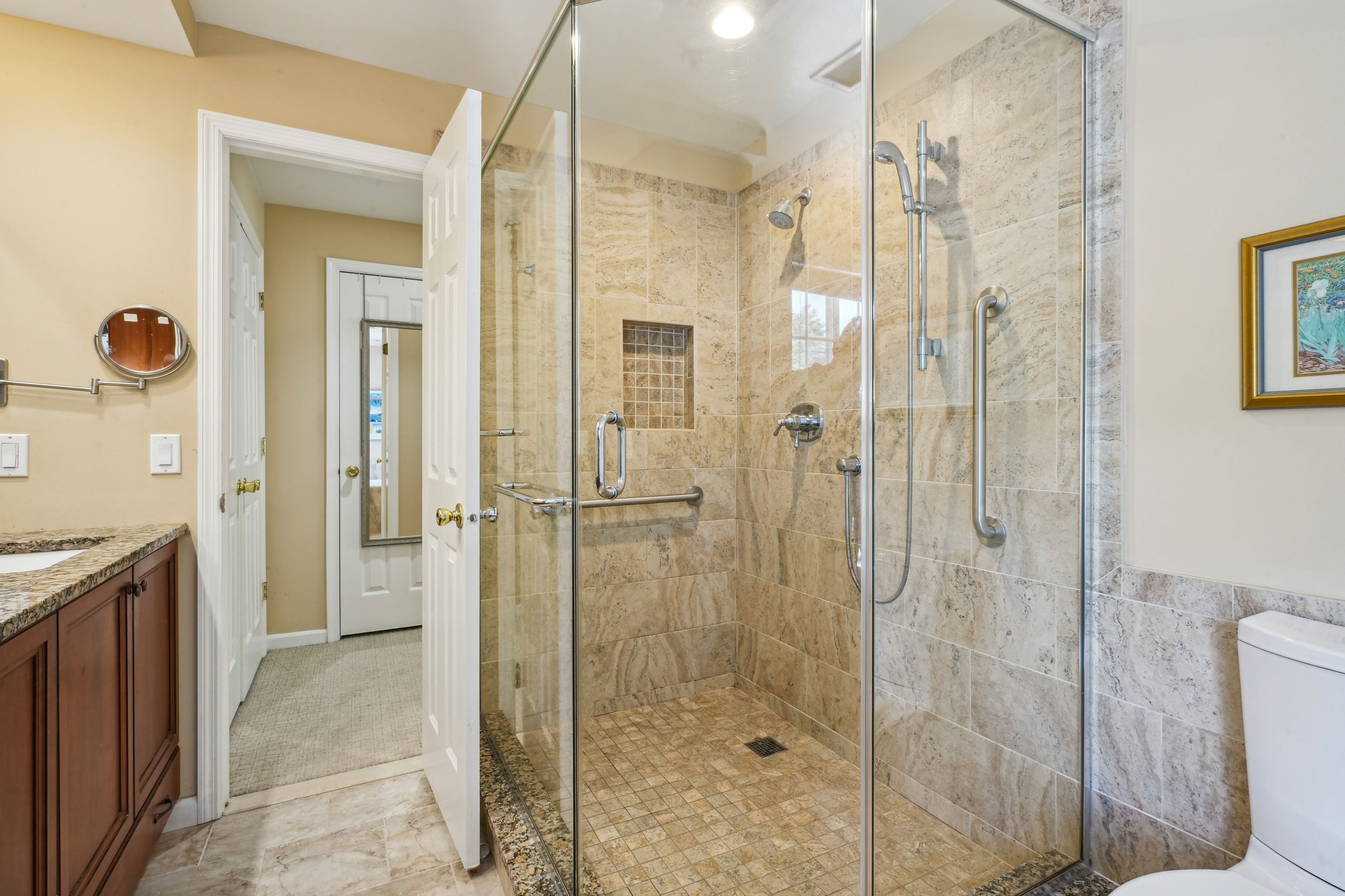 203 Riveredge Drive 
