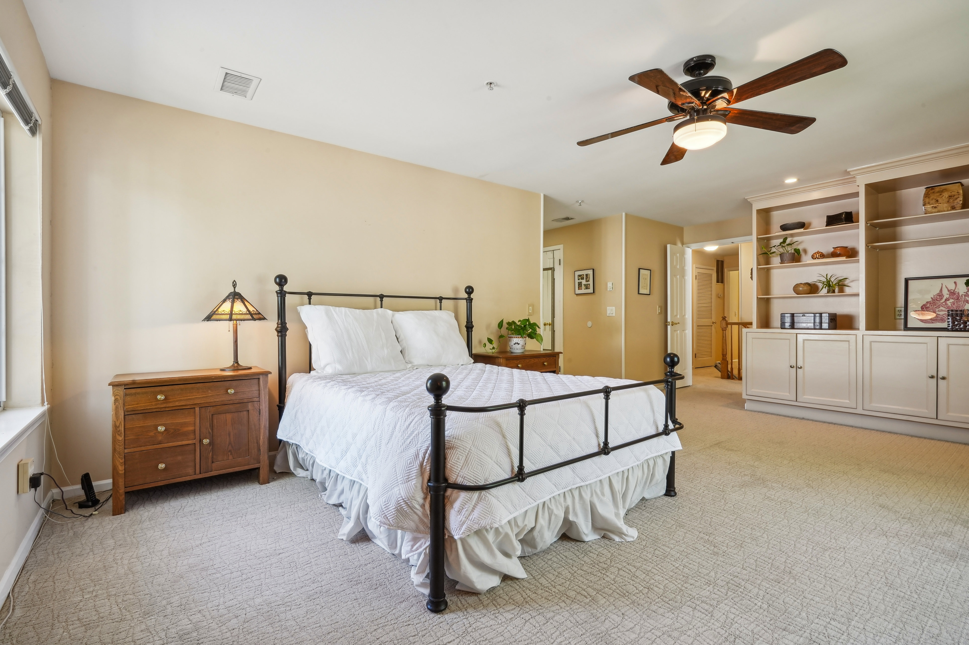 203 Riveredge Drive 