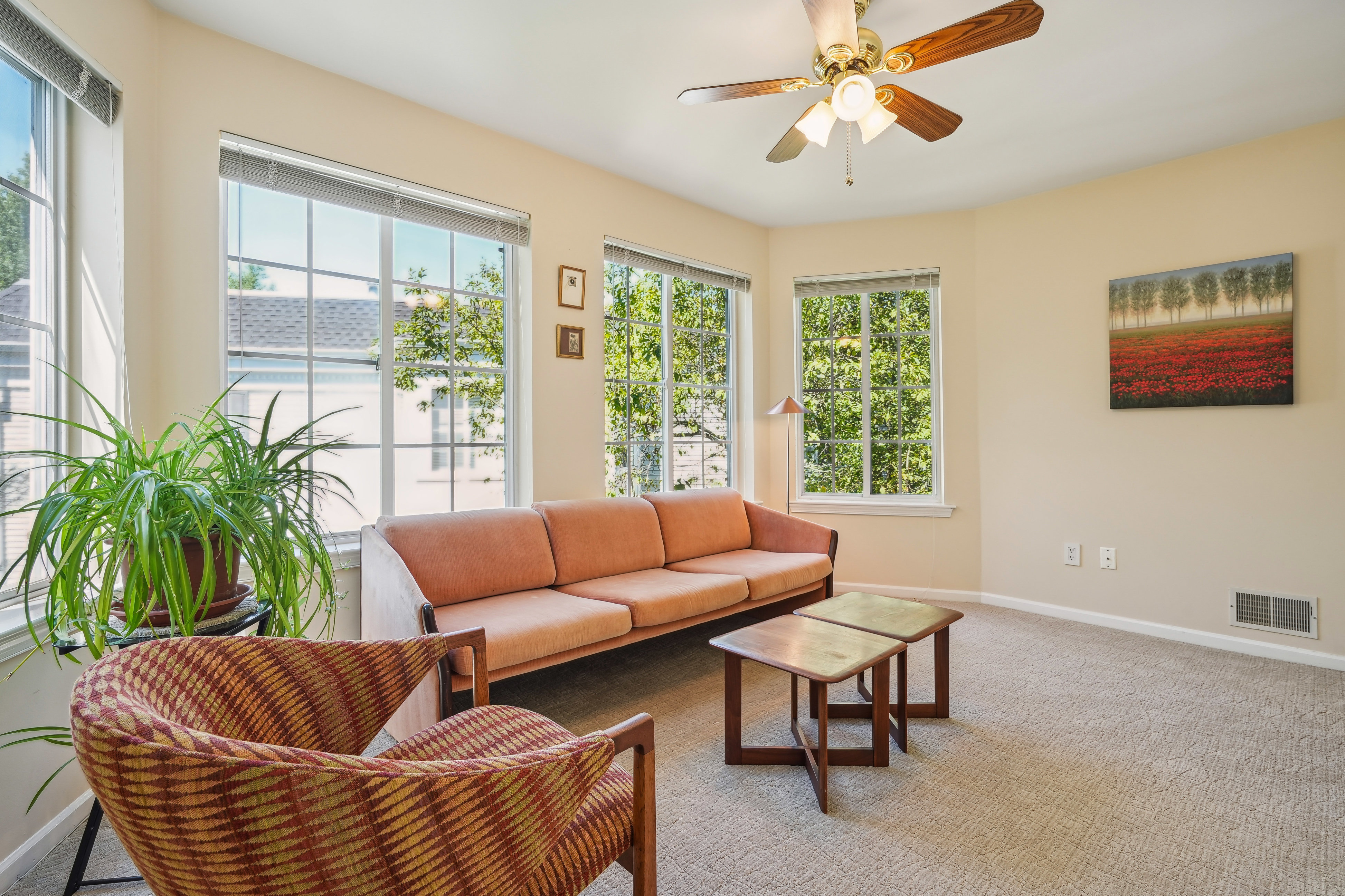 203 Riveredge Drive 