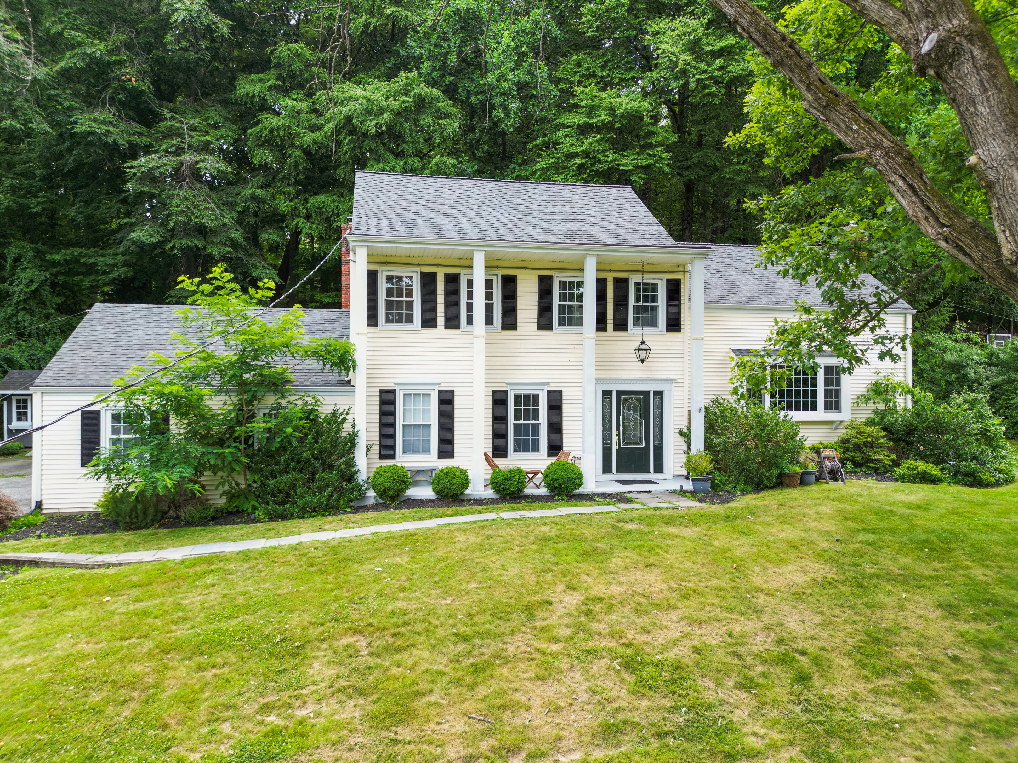 22 Stonehenge Road 