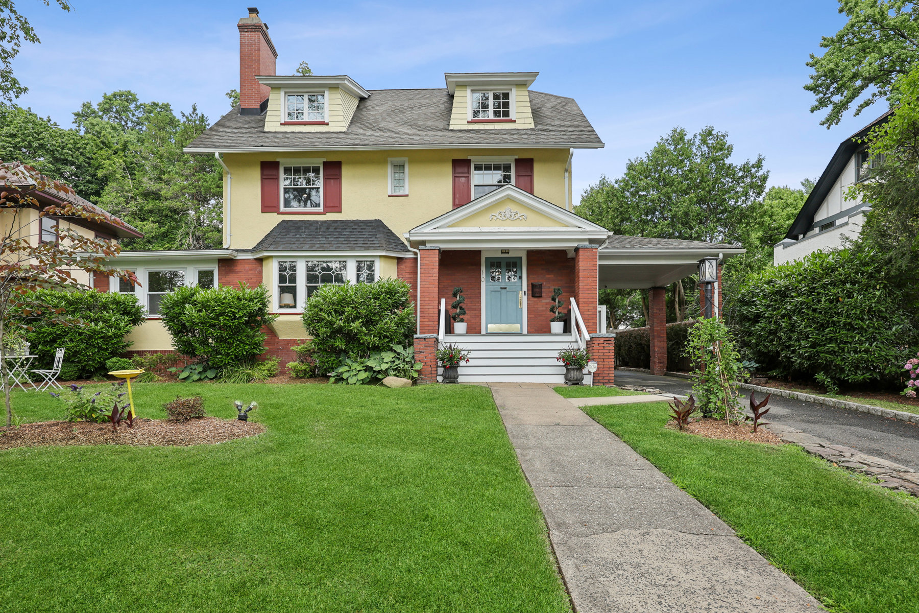 10 Harrison Ave 