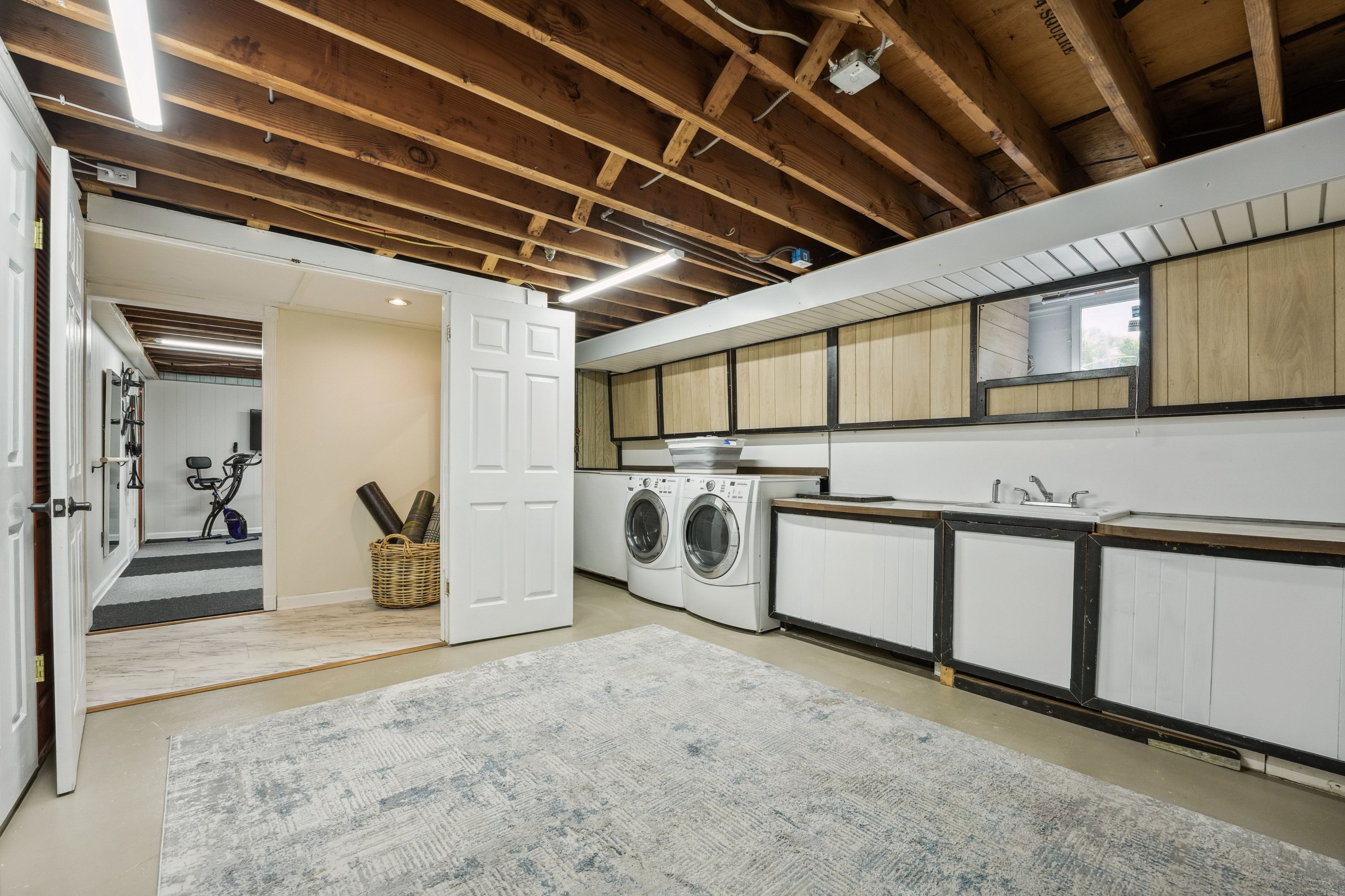 863 Mountain Avenue (aka 188 Yale Avenue)