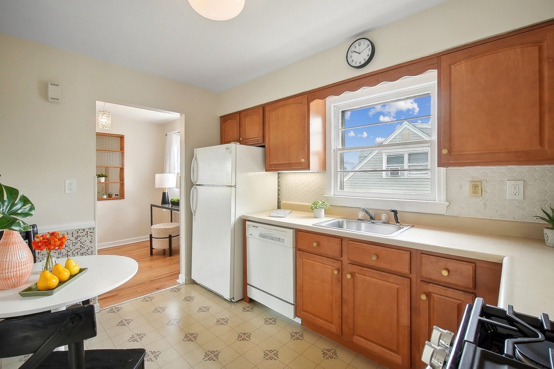 25 Mayfair Pl 