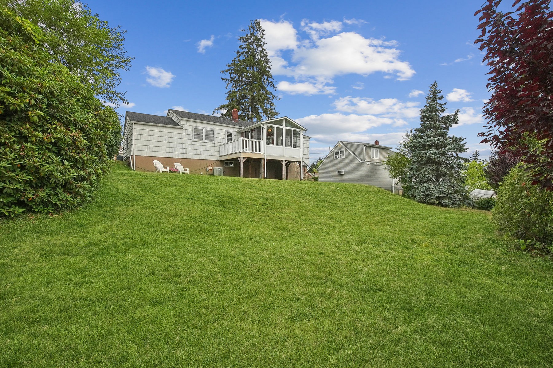 25 Mayfair Pl 