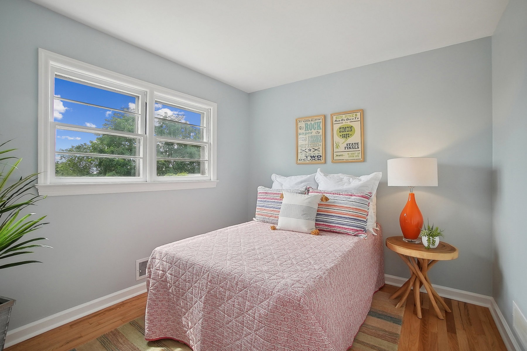 25 Mayfair Pl 