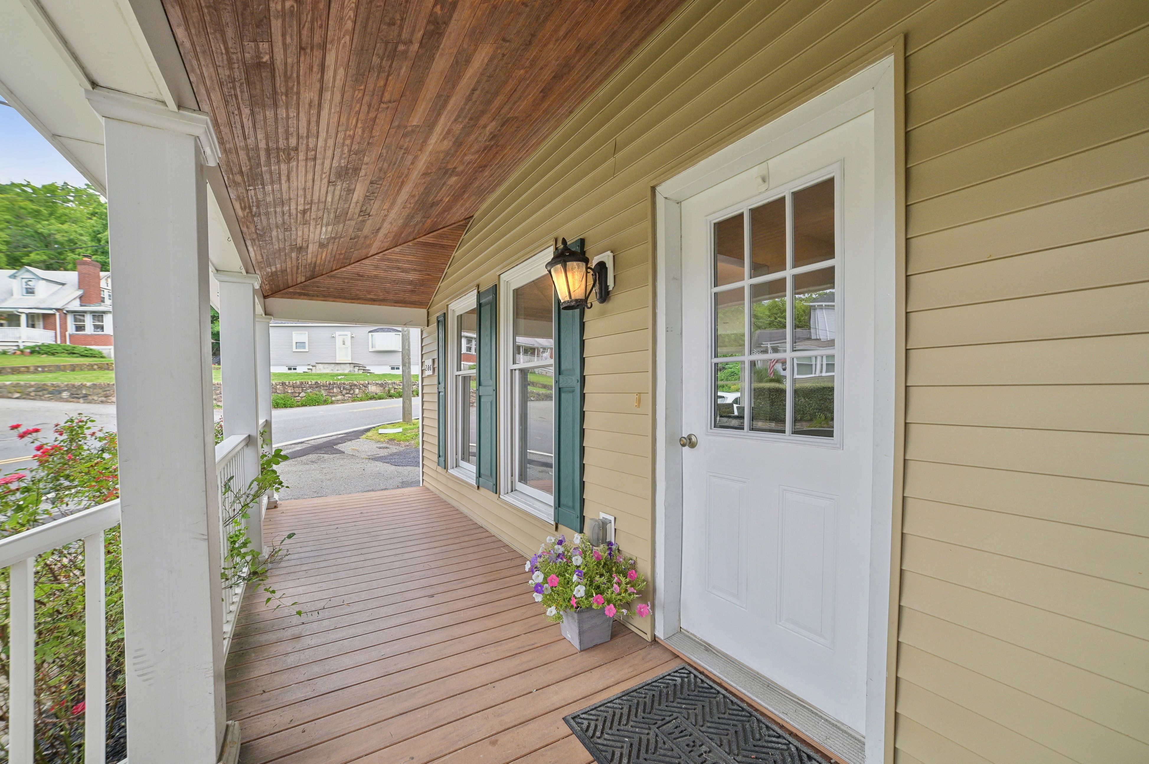 286 Espanong Rd 