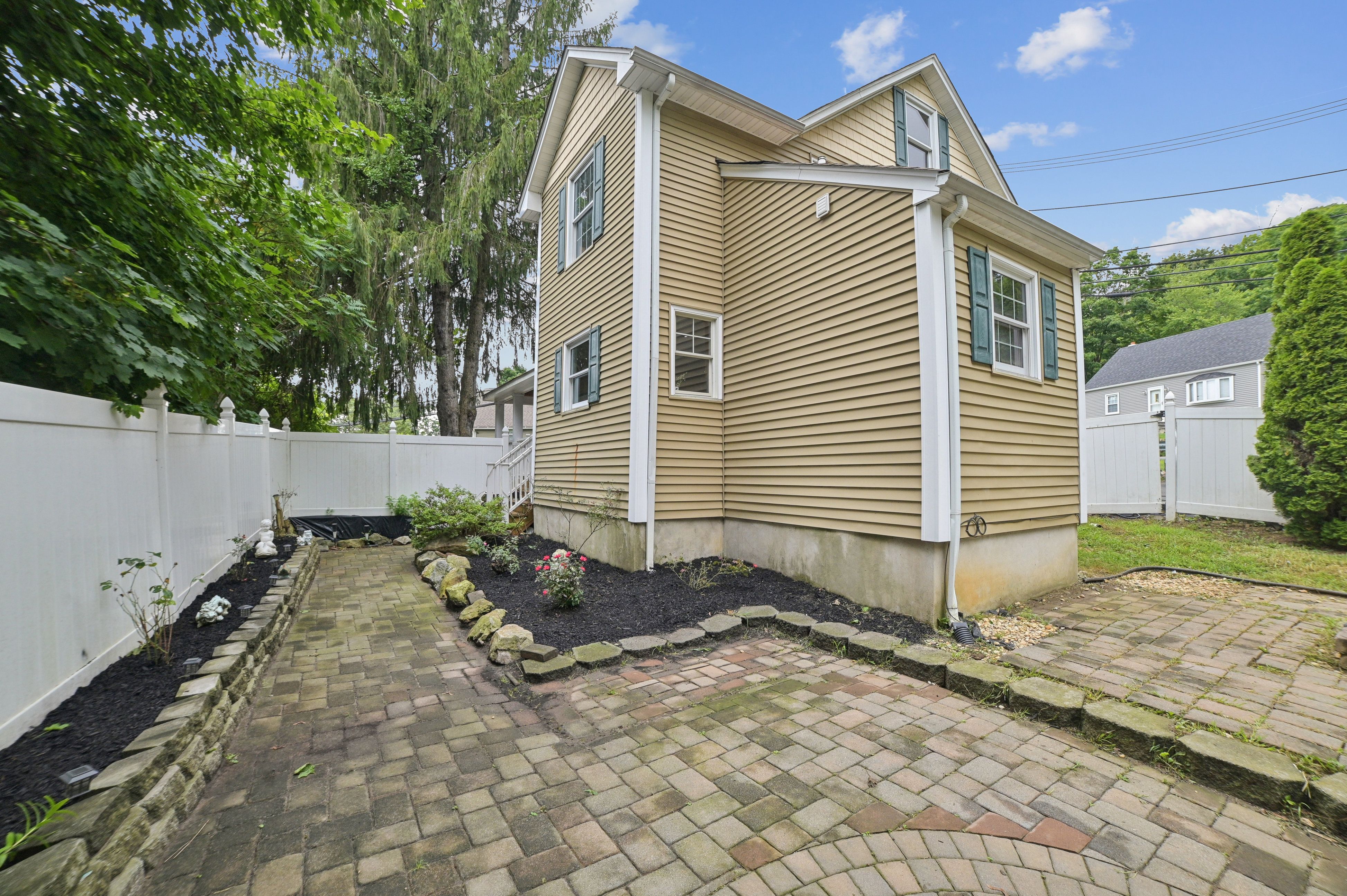 286 Espanong Rd 