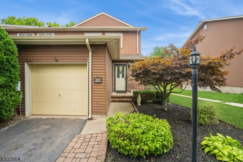 76 Canterberry Cir 76