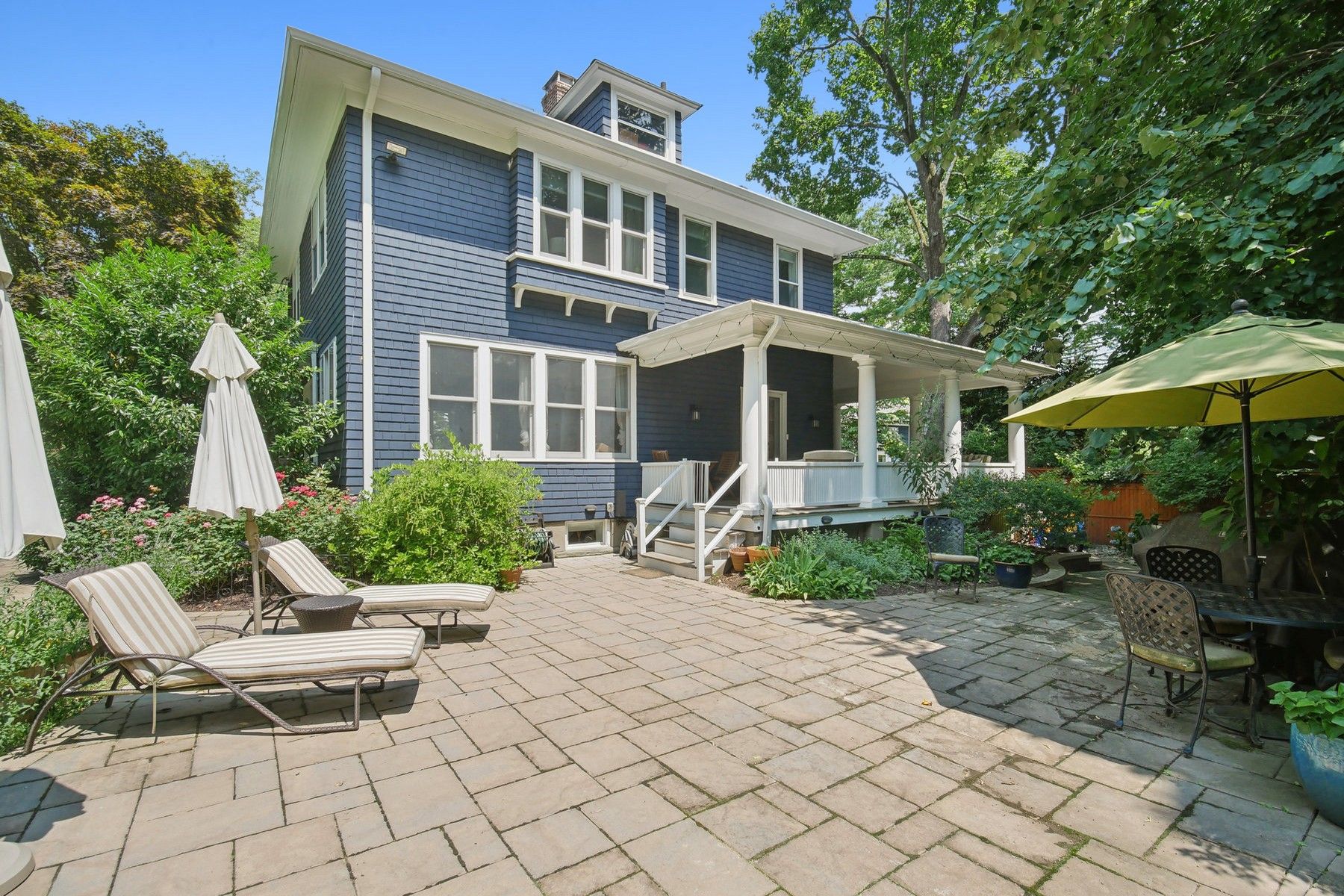 182 Alexander Avenue 