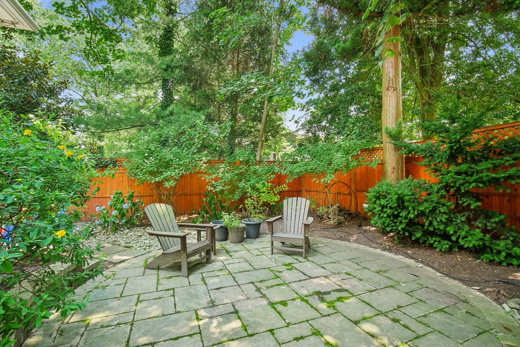 182 Alexander Avenue 