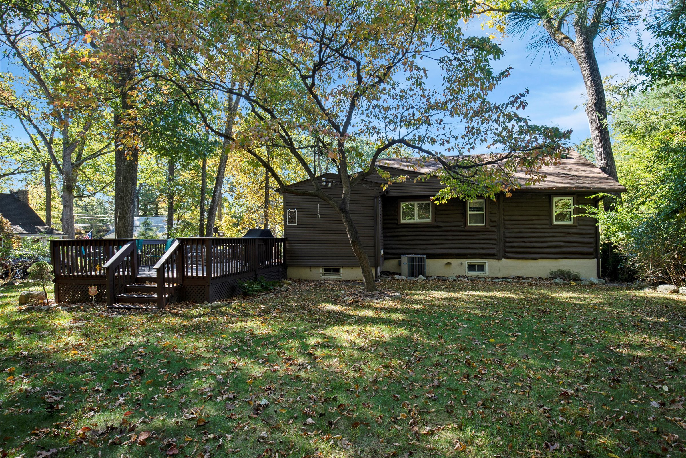 63 Iroquois Trl 