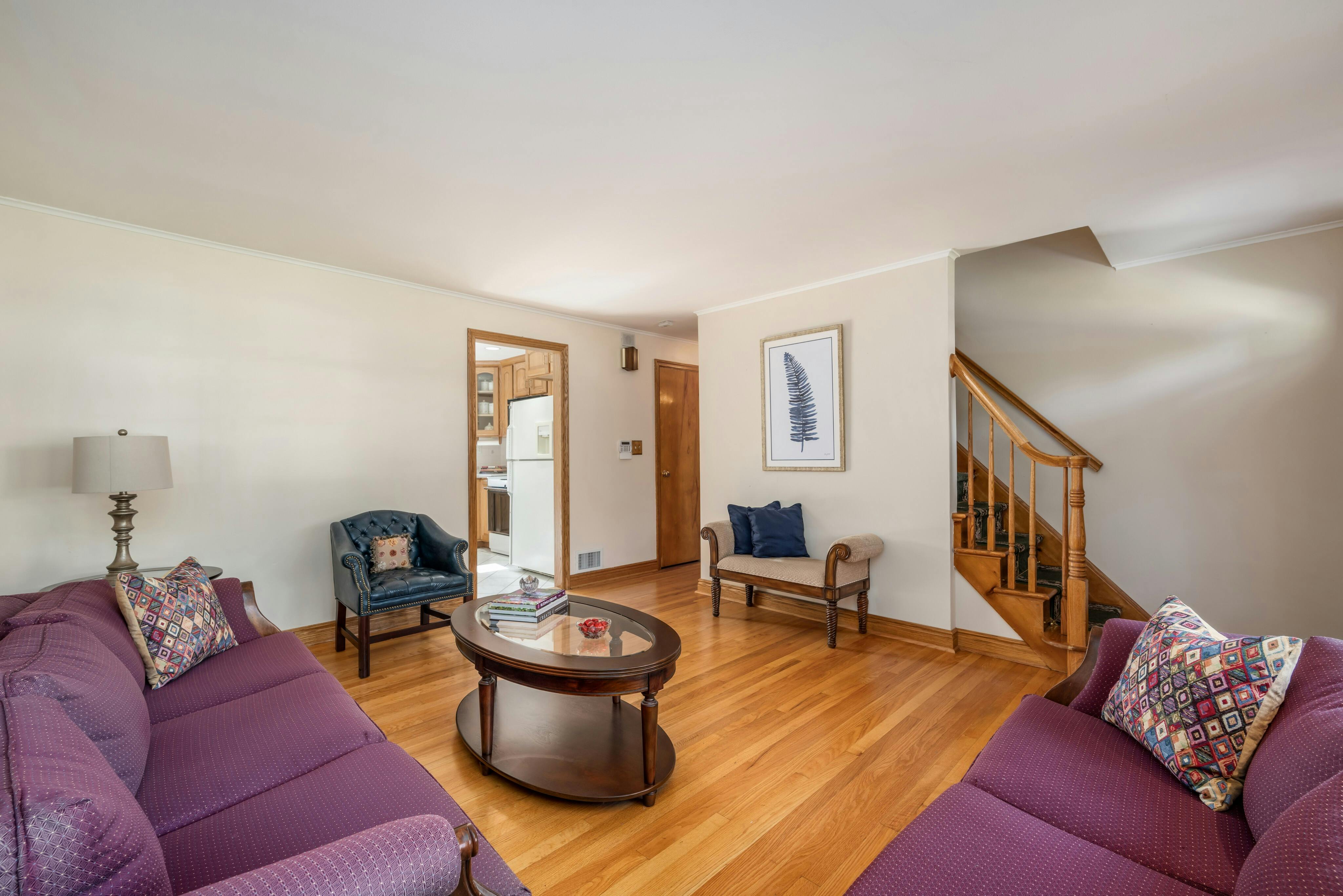 19 Middle Avenue 