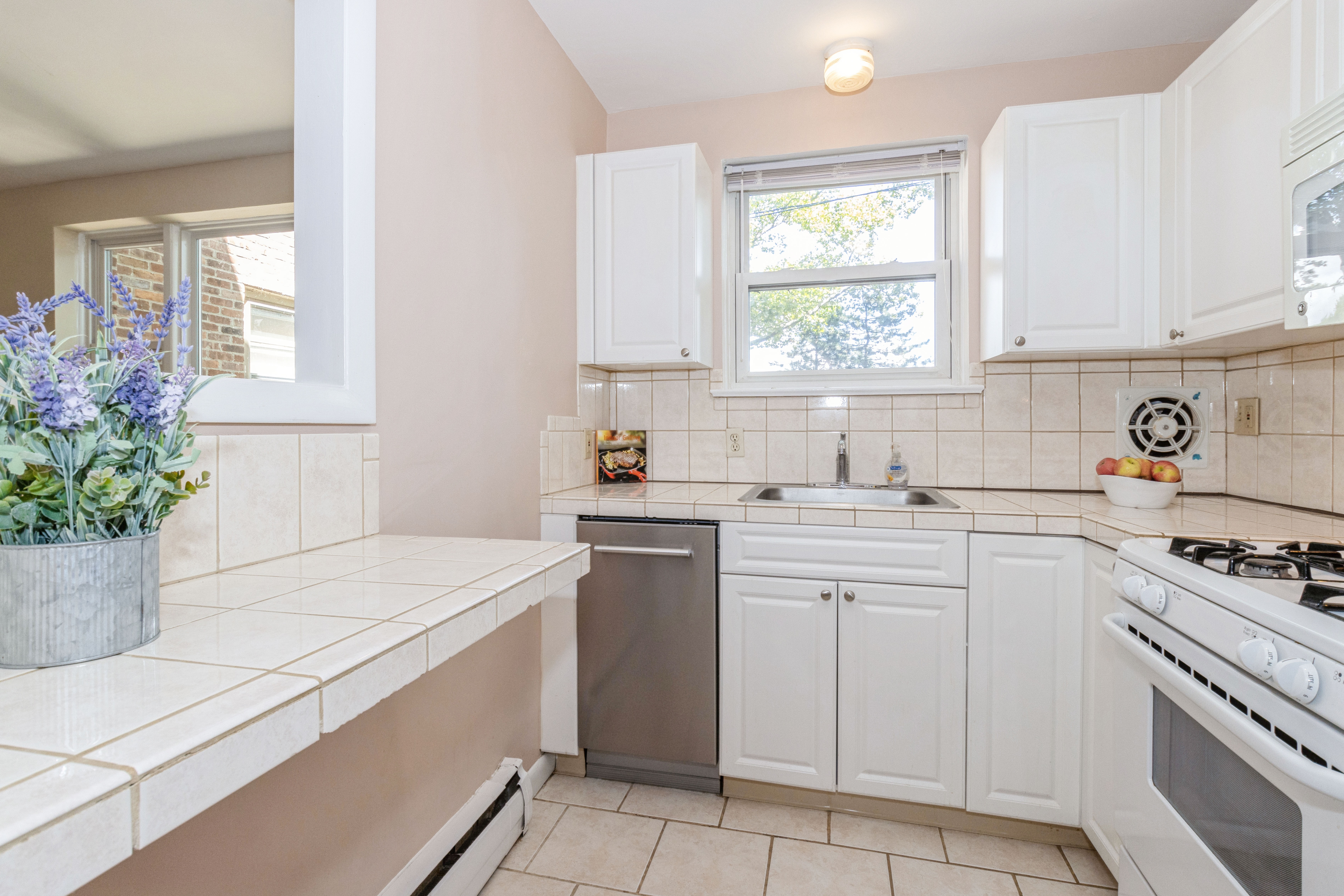 741 Bloomfield Avenue Unit C1