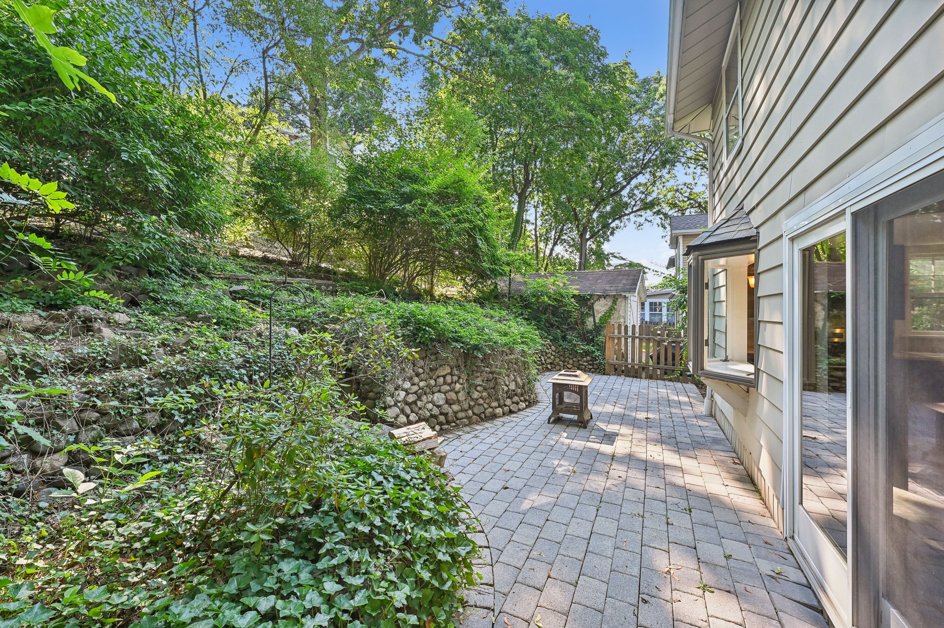 86 Westville Avenue 
