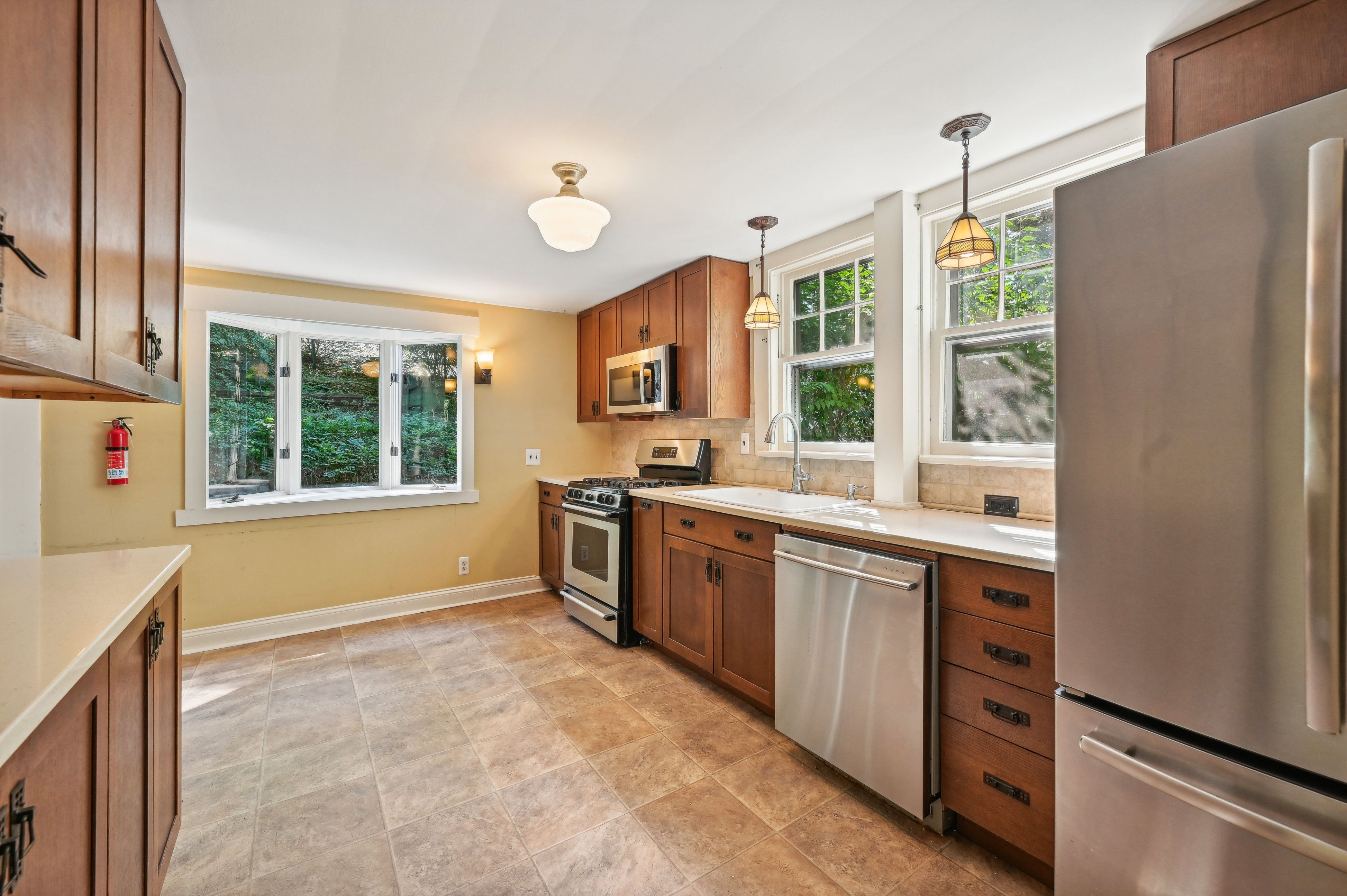 86 Westville Avenue 