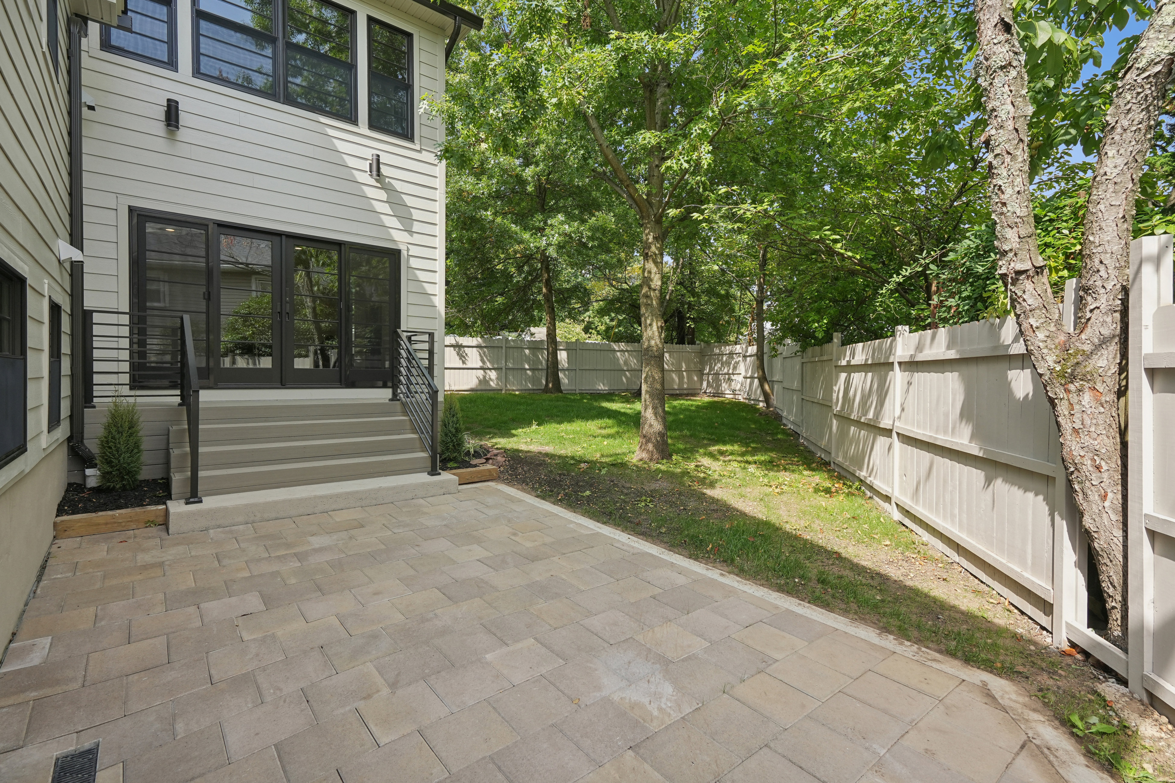 105 Squire Hill Rd 