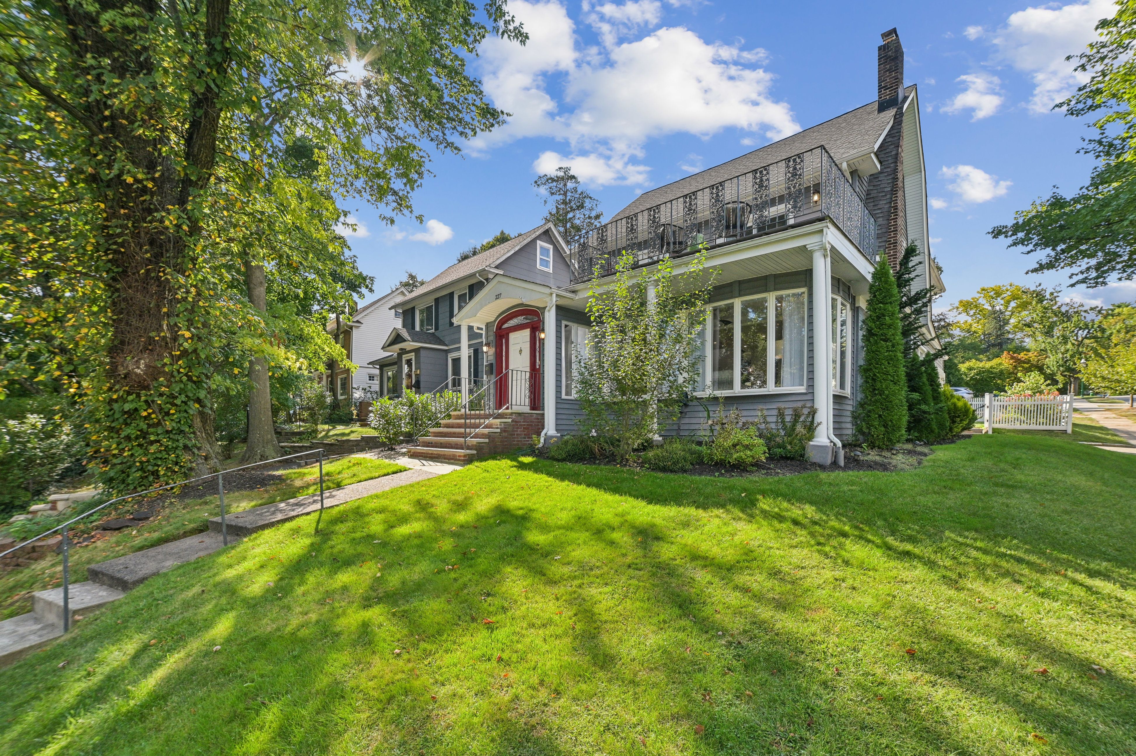 227 Walton Ave 
