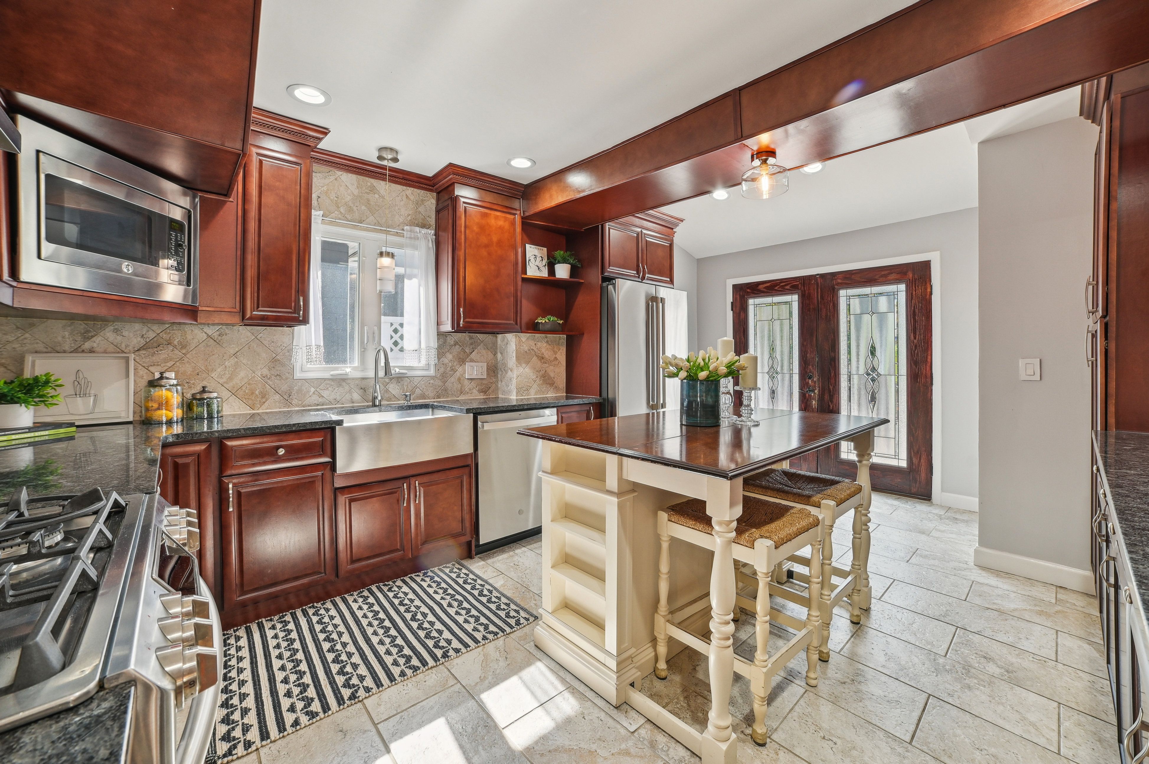 227 Walton Ave 