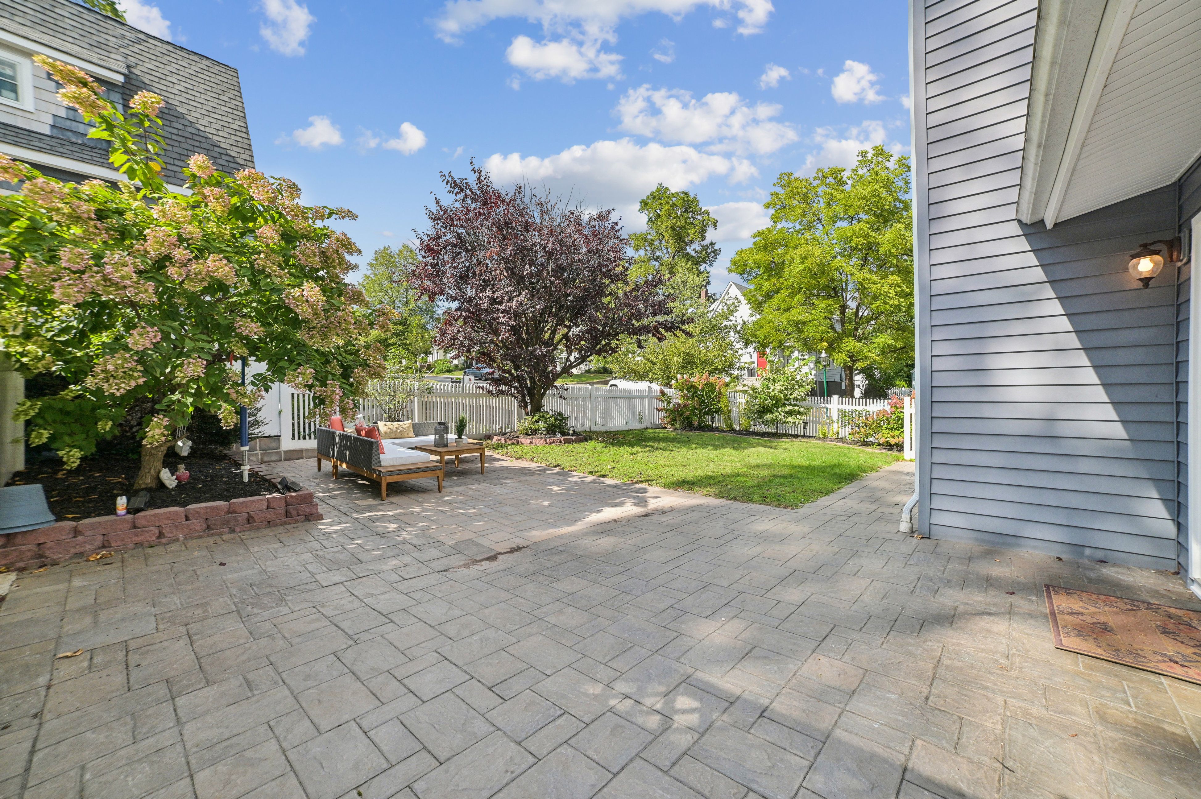 227 Walton Ave 