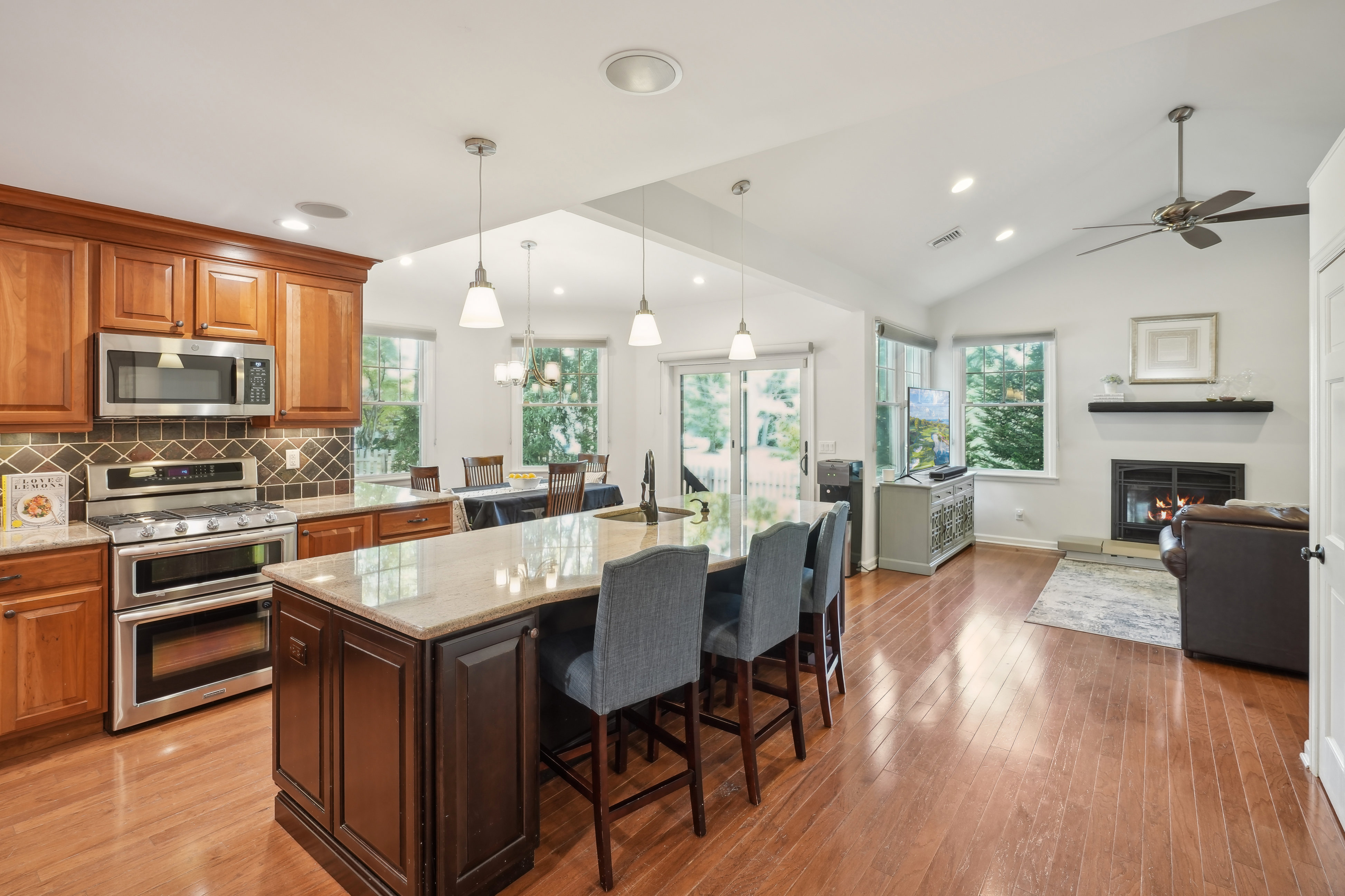 8 Spier Drive 