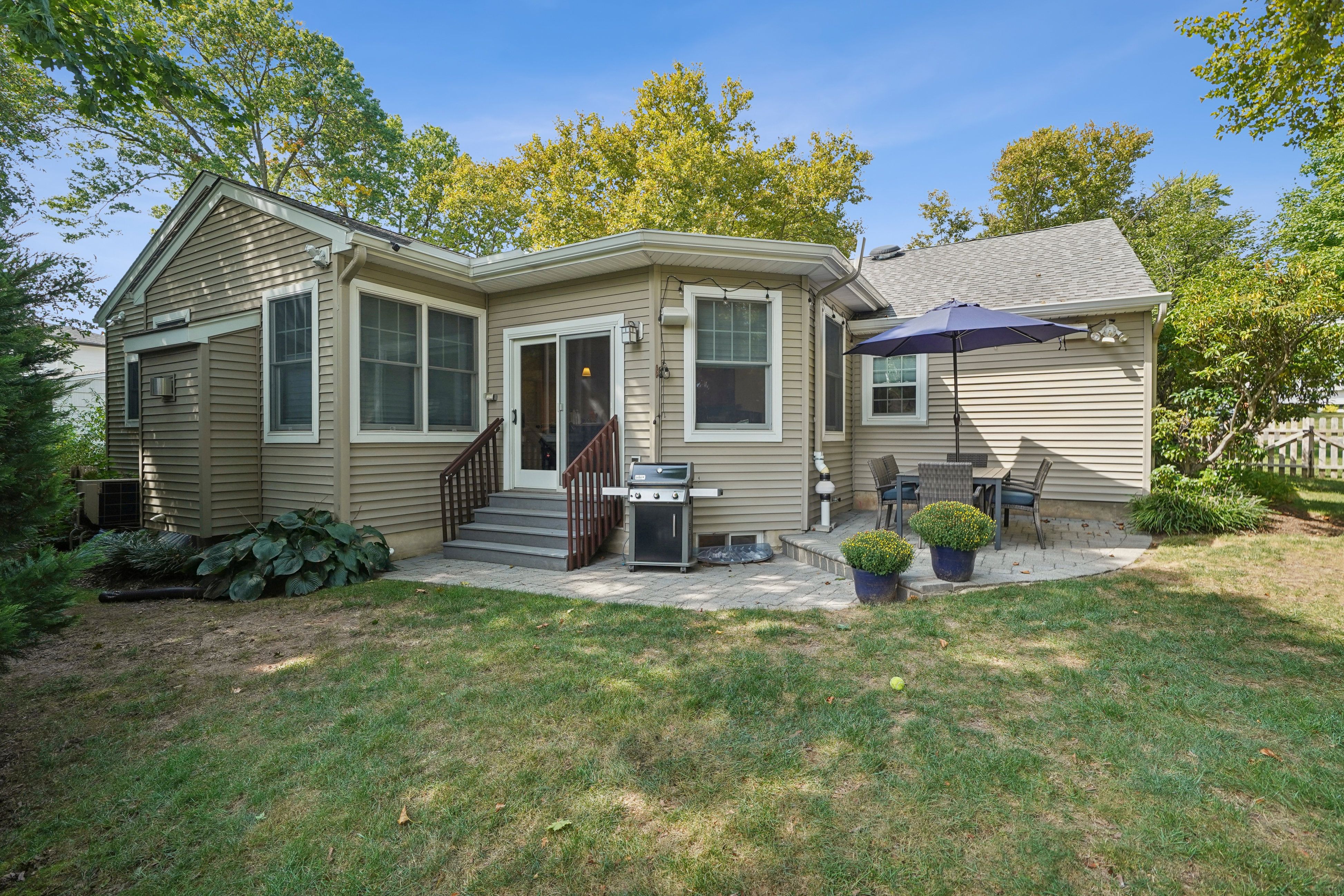 8 Spier Drive 