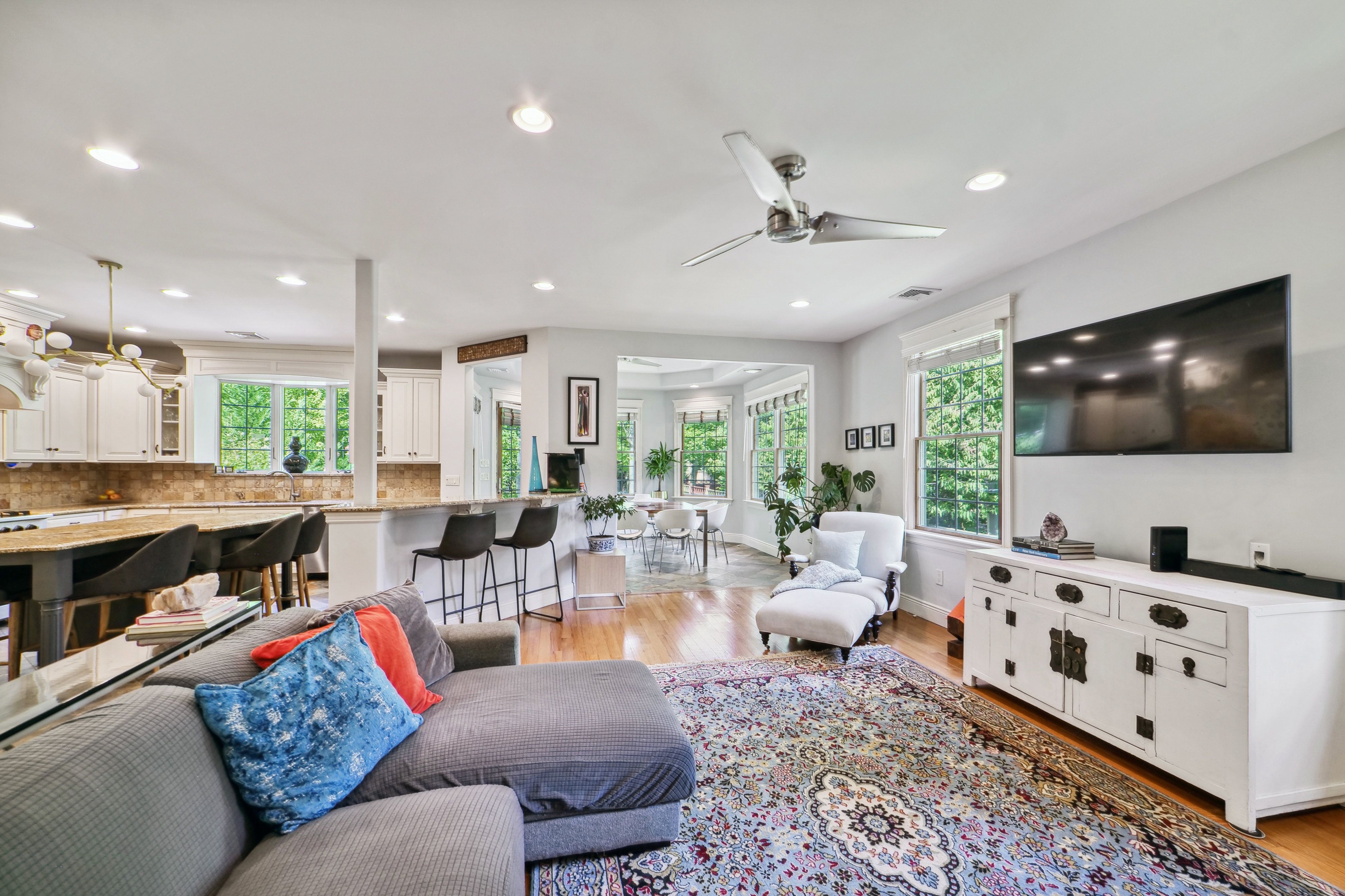 85 Lincoln Avenue 