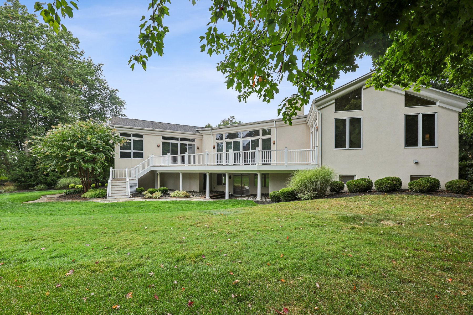 5 Timber Rock Ct 
