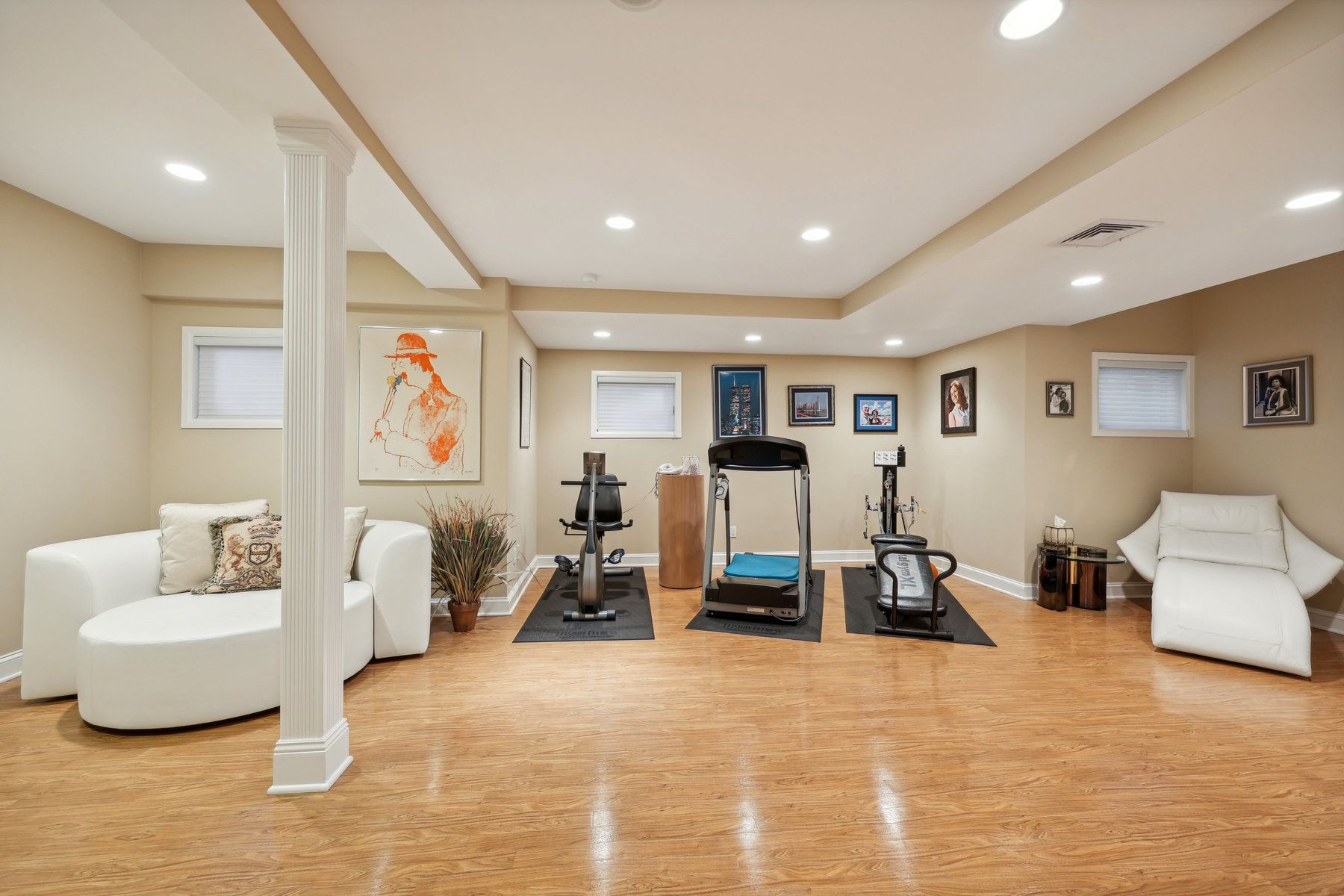5 Timber Rock Ct 