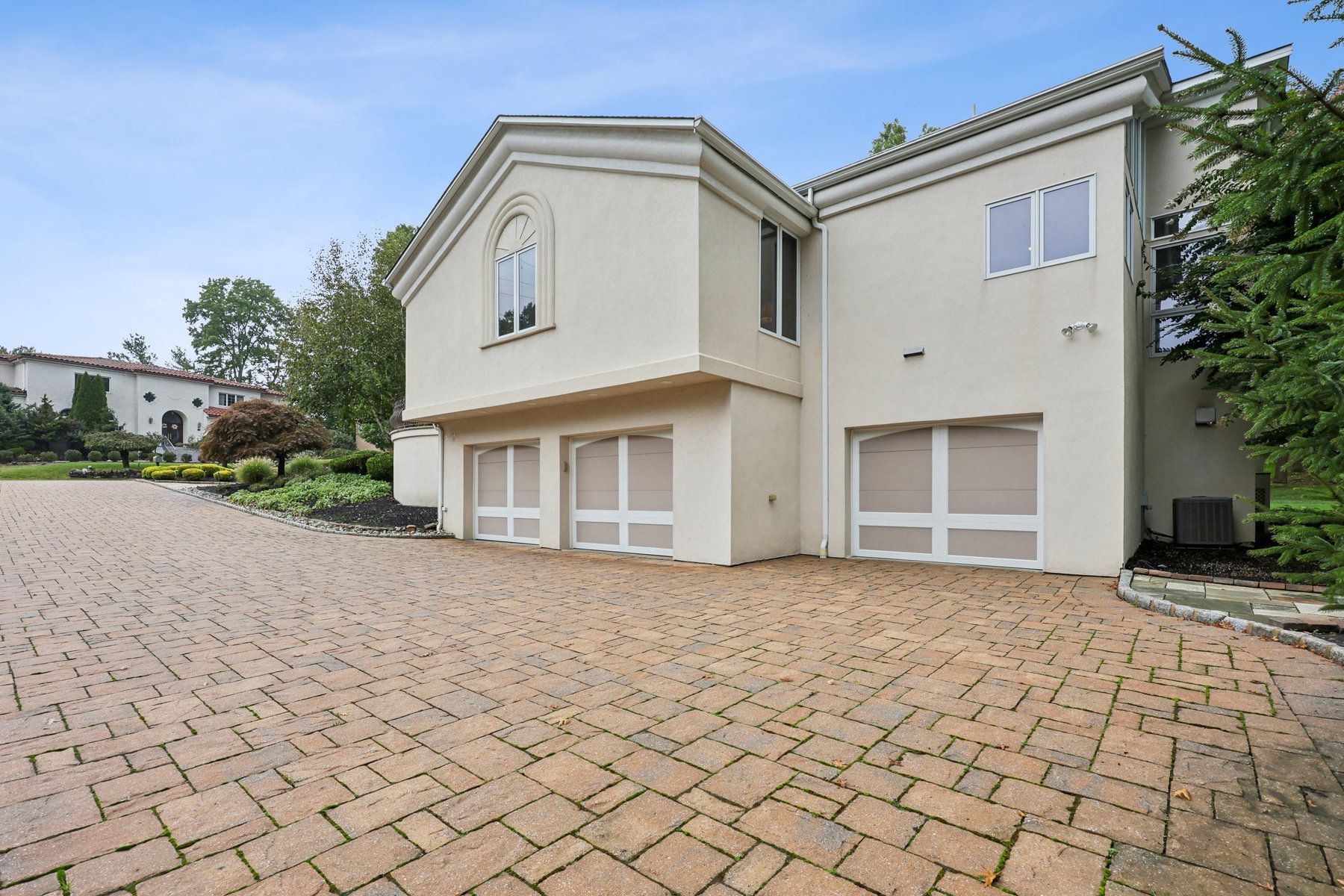 5 Timber Rock Ct 