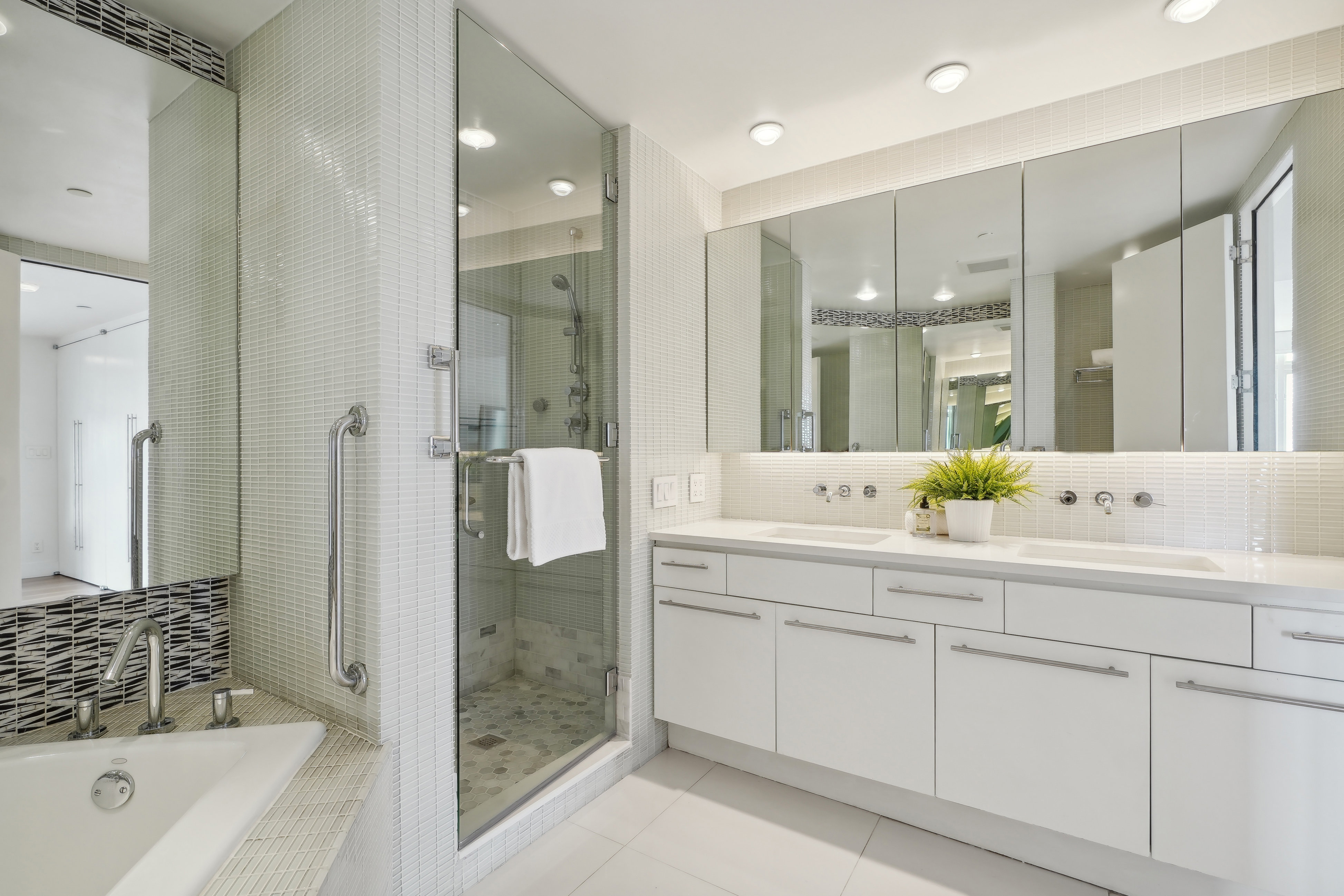 616 South Orange Avenue Unit 7C