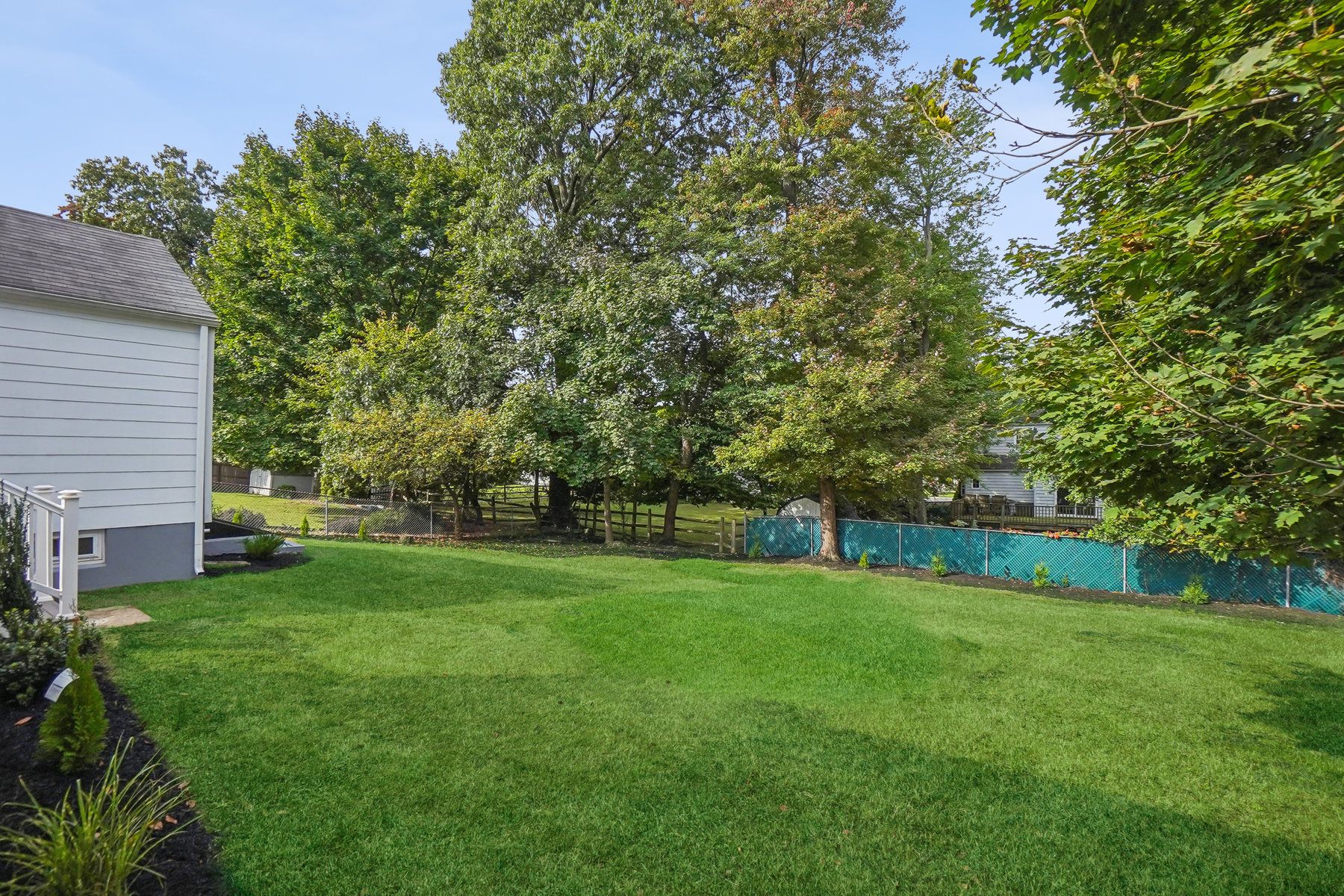 19 Highfield Lane 