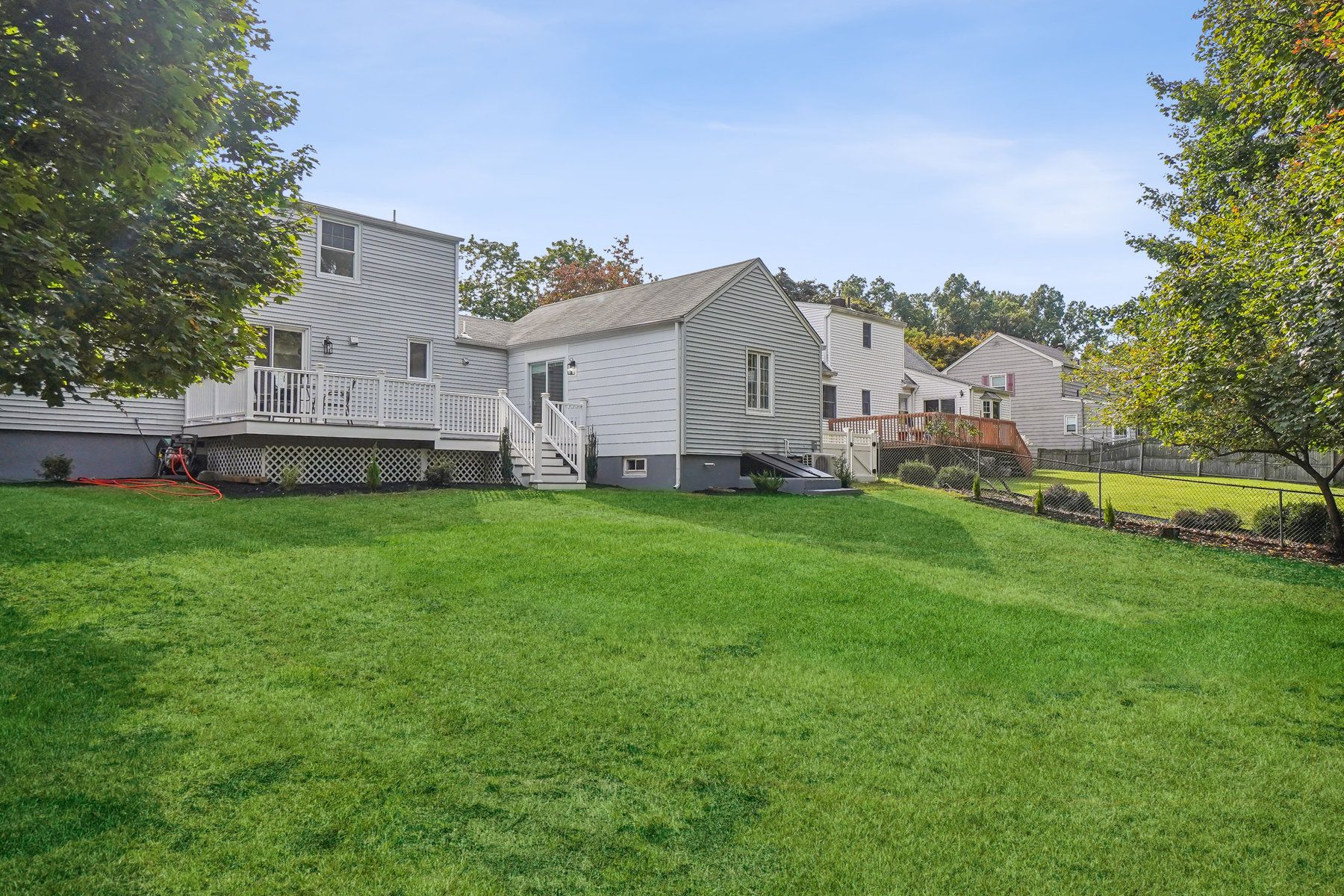 19 Highfield Lane 