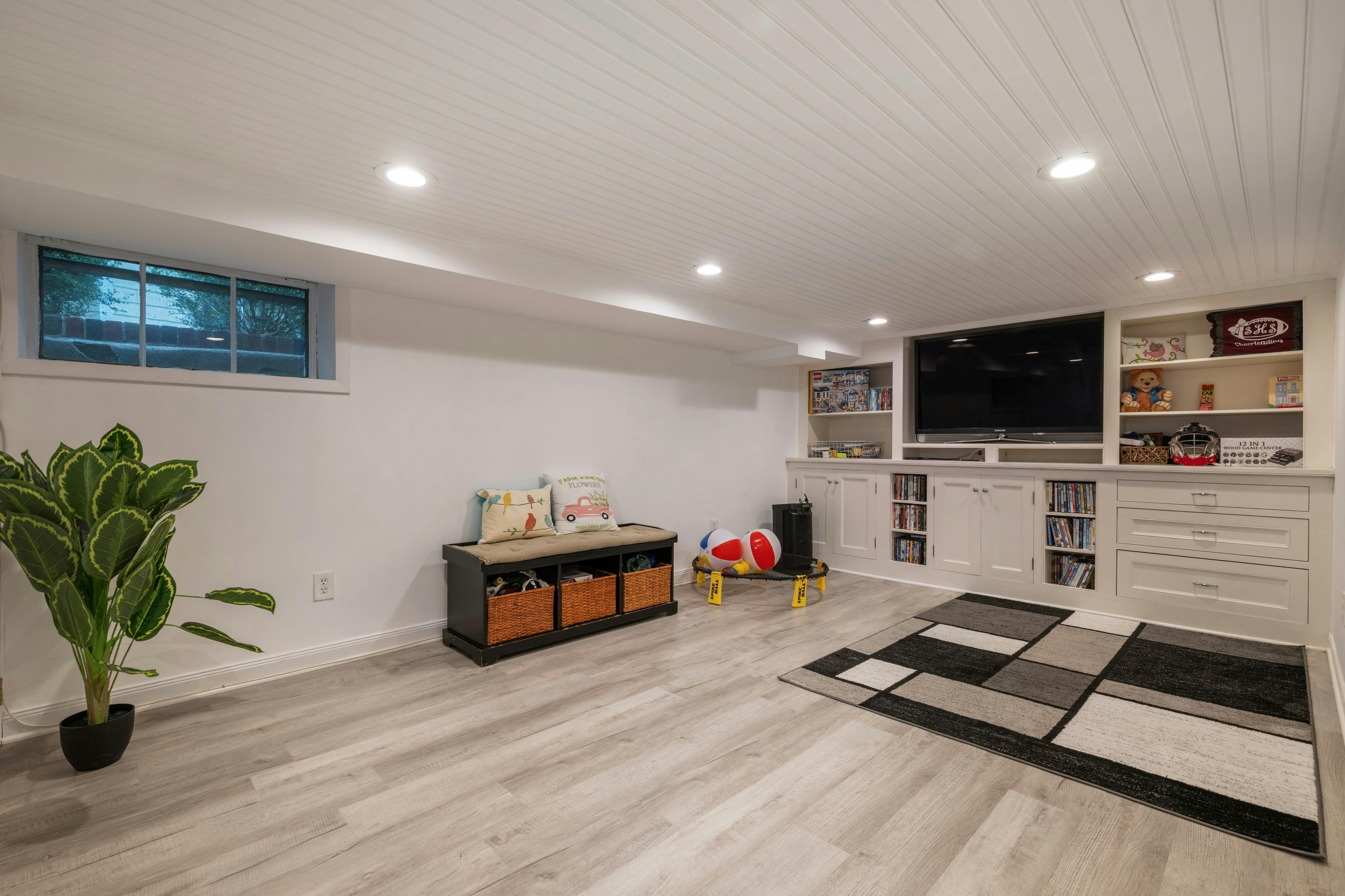 104 Pine Grove Avenue 