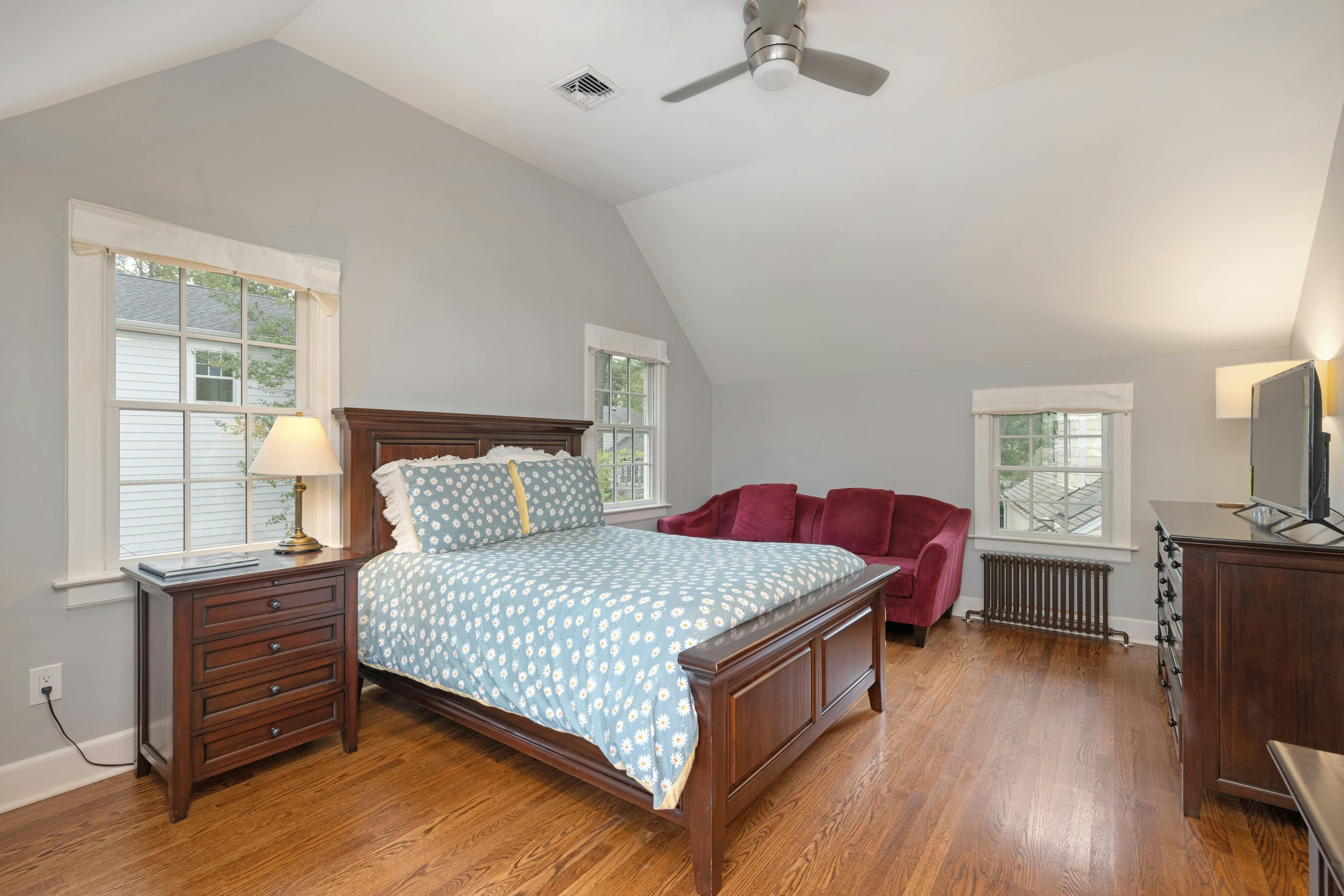 104 Pine Grove Avenue 
