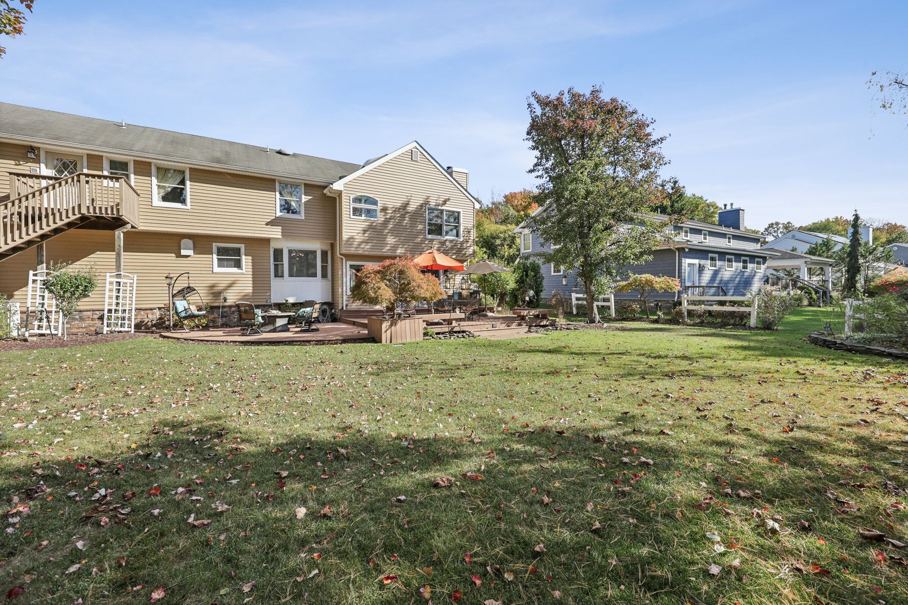 15 Woodside Ave 