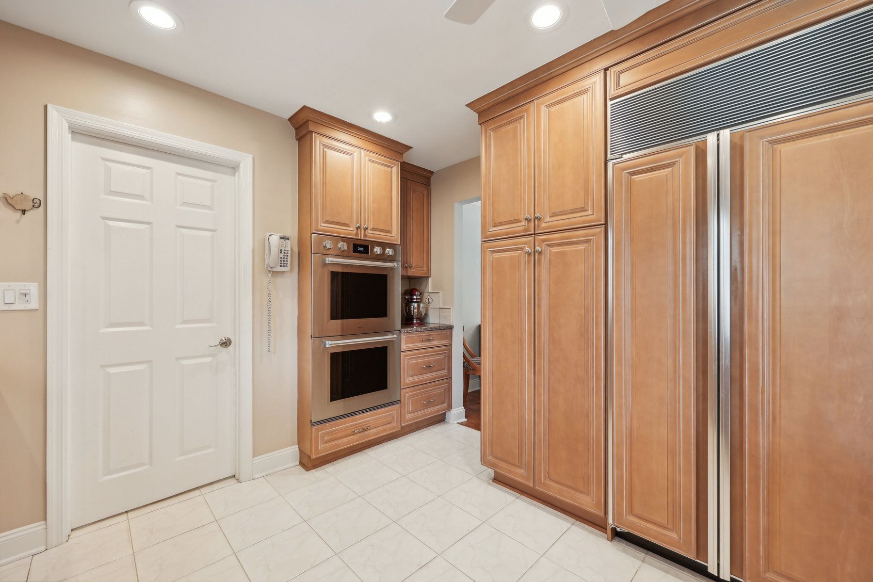 15 Woodside Ave 