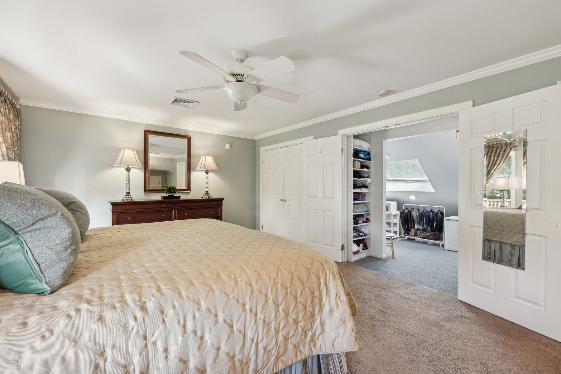 15 Woodside Ave 