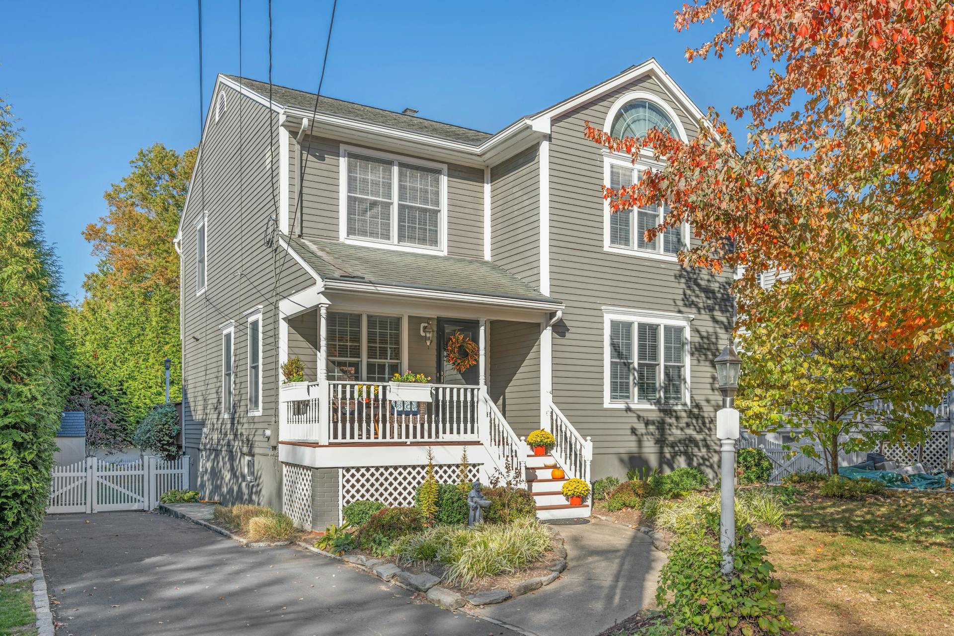 42 Woodlawn Drive 