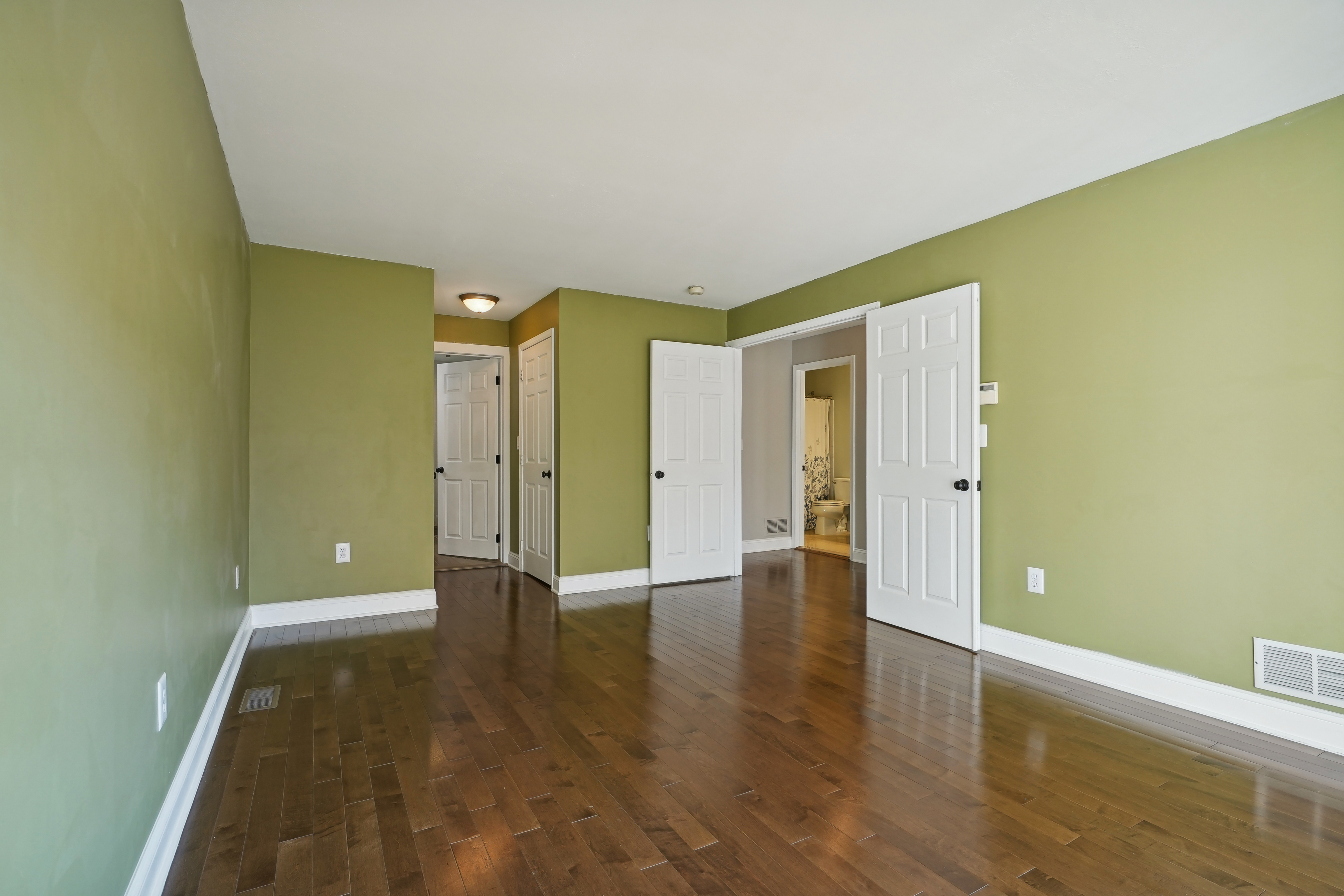 10 Caroline Foster Court 